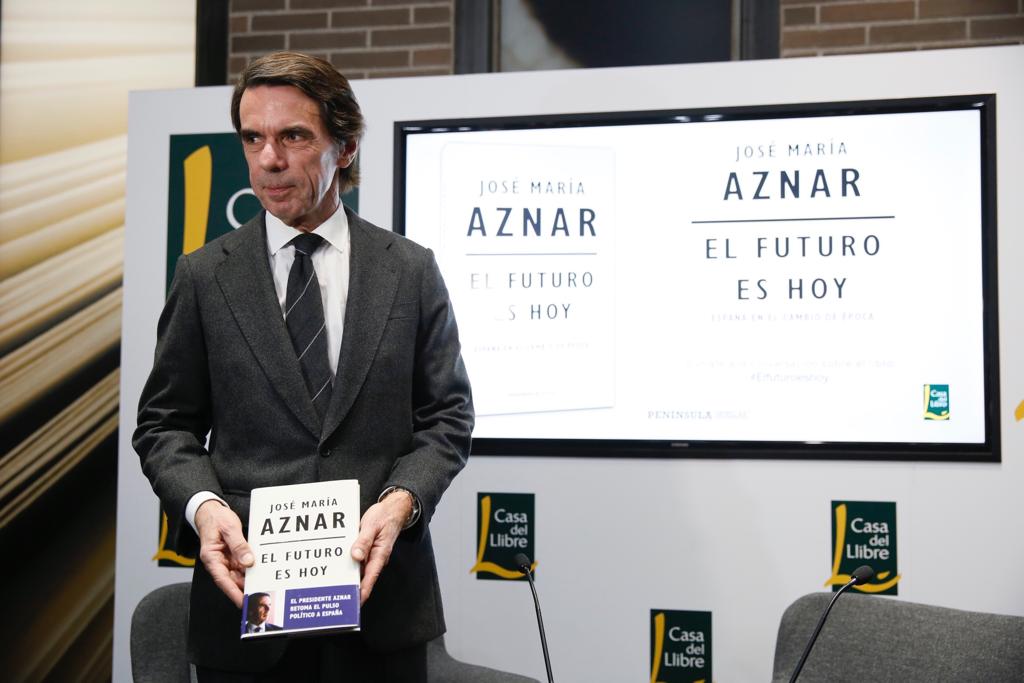 Aznar aposta per un 155 més dur