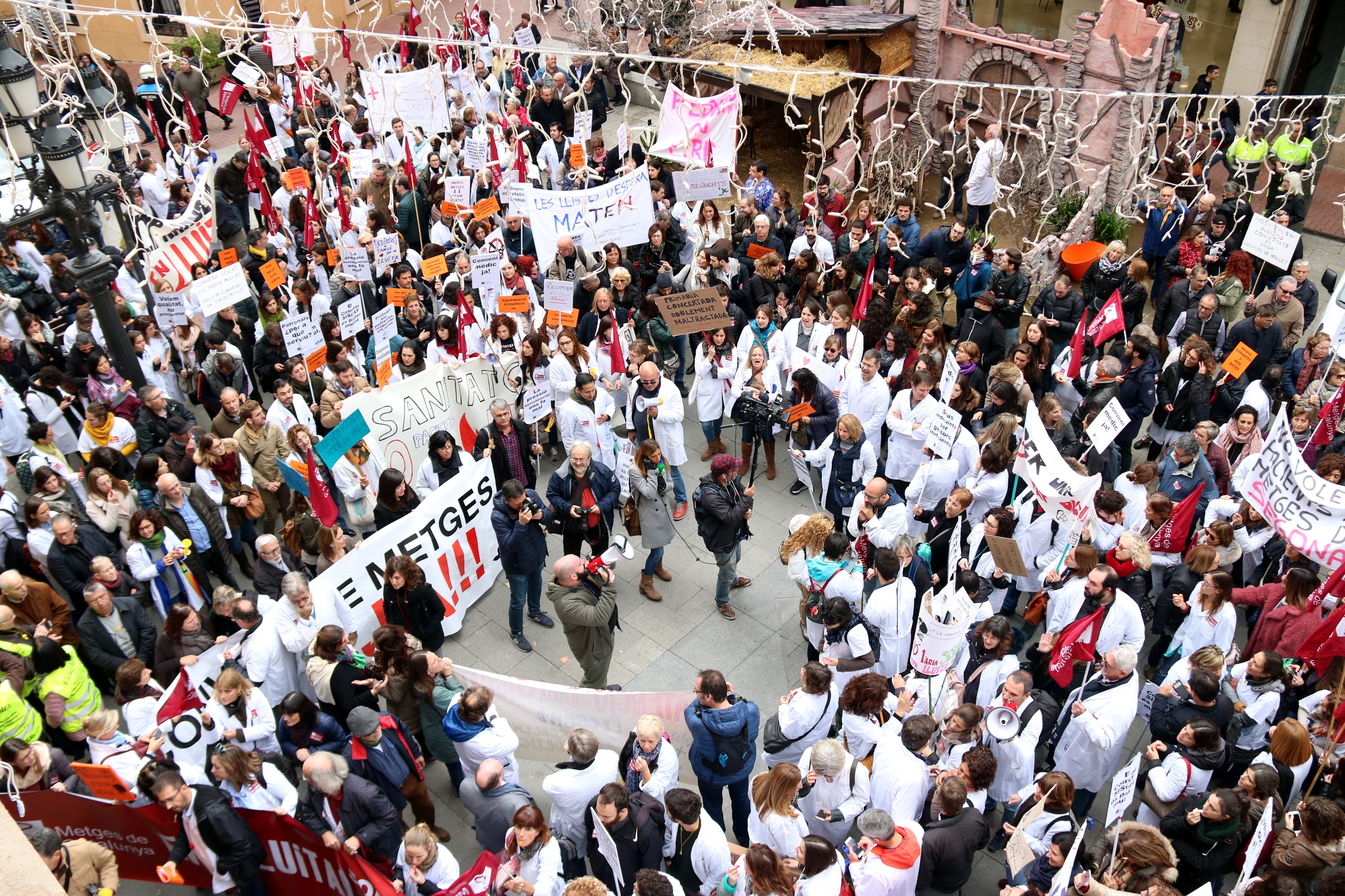 CCOO, UGT i SATSE convoquen vaga a la sanitat concertada el 3, 4 i 5 d'abril