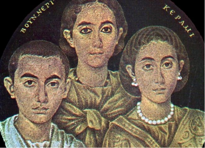 Gal·la Placídia y los dos hijos de su segundo matrimonio. Fuente Museo Cristiano de Brescia