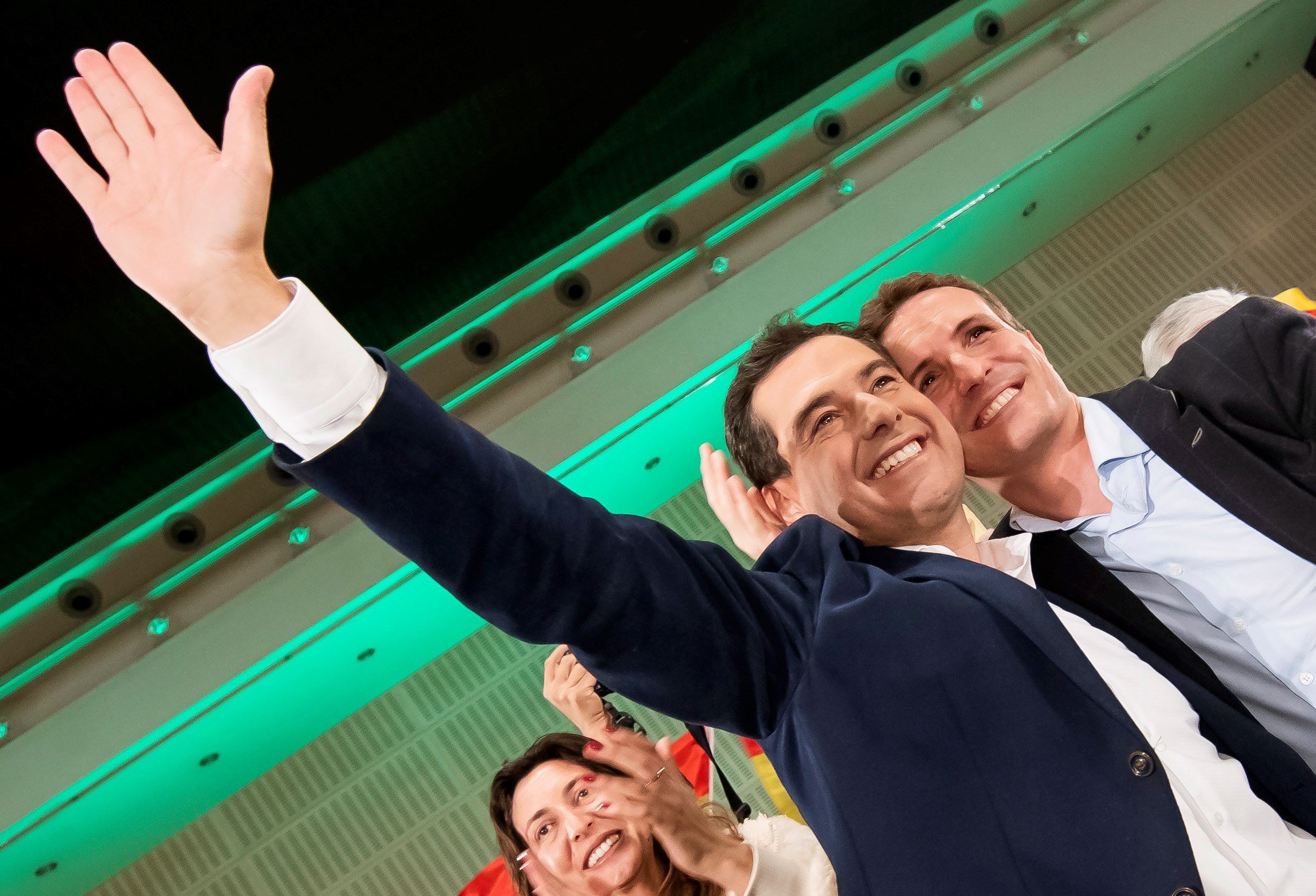 El PP se prepara para negociar con Cs y Vox: "El cambio ha ganado en las urnas"