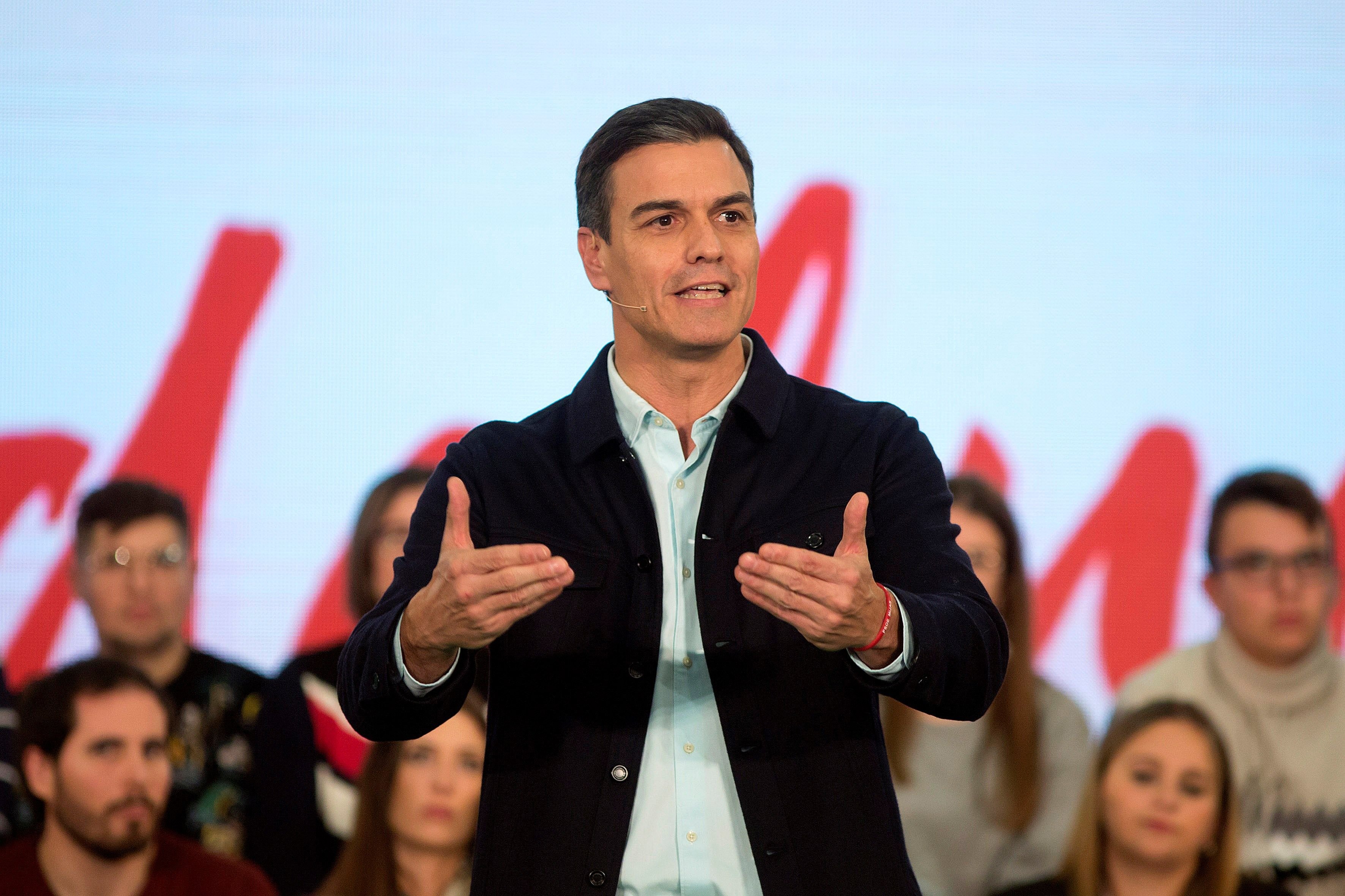 Sánchez insiste en suprimir la inviolabilidad del Rey