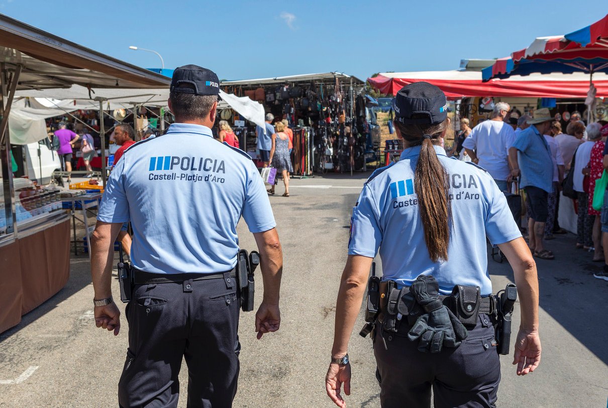 Interior treballa per un sistema de seguretat pública "robust" que integri les policies locals