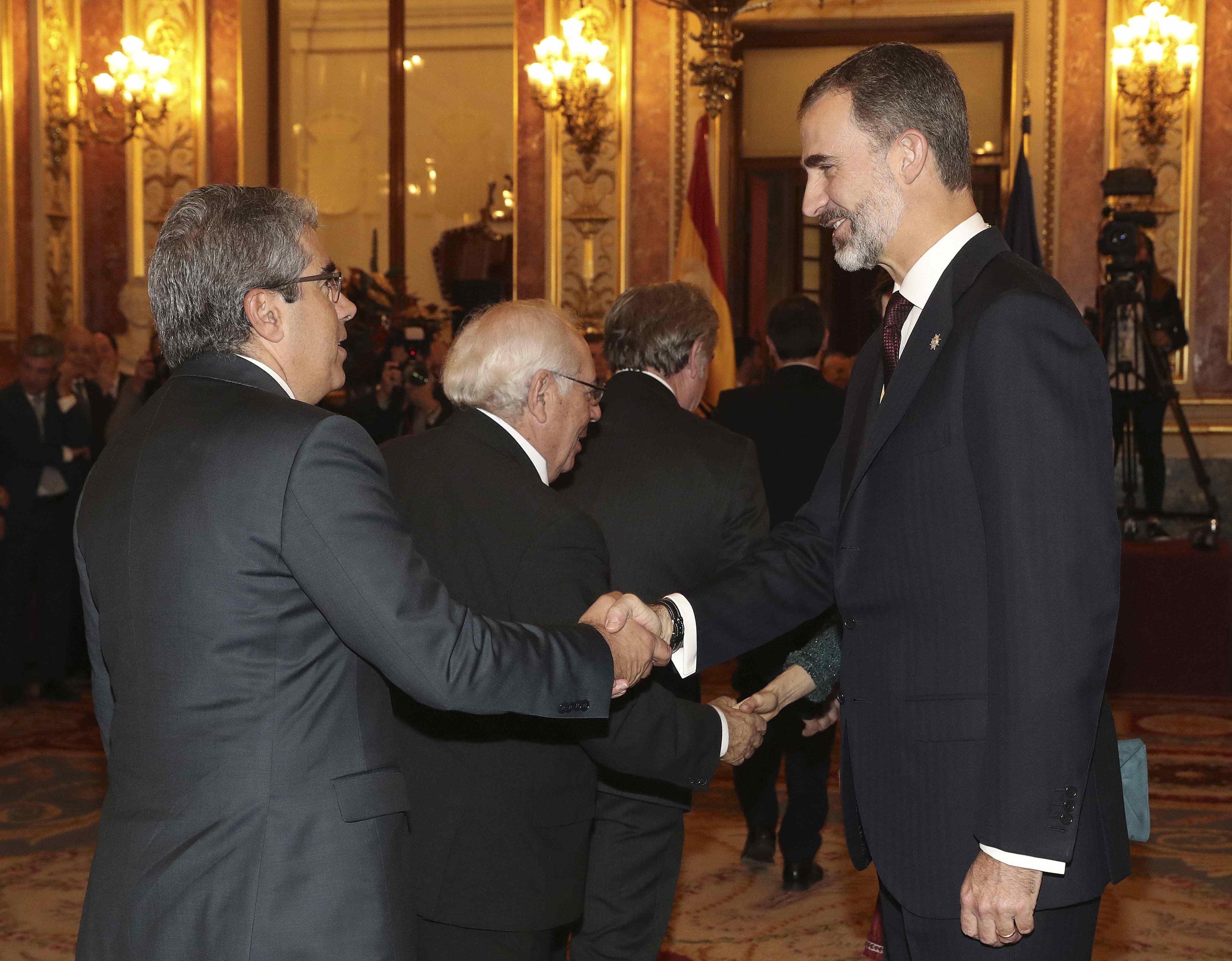Homs coincide con el Rey sobre el diálogo pero pide respeto por votar