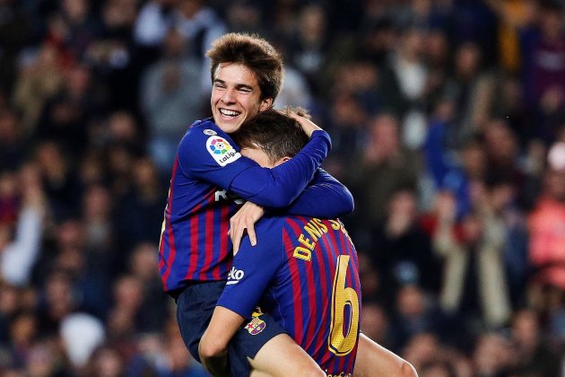 Denis Suárez Riqui Puig Barça EFE