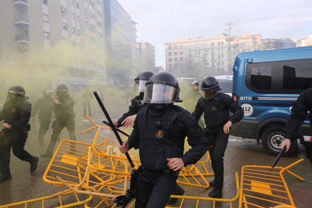 Incidentes Girona contramanifestacio antifexista - Carles Palacio Incidentes Girona contramanifestacio antifexista - Carles Palacio