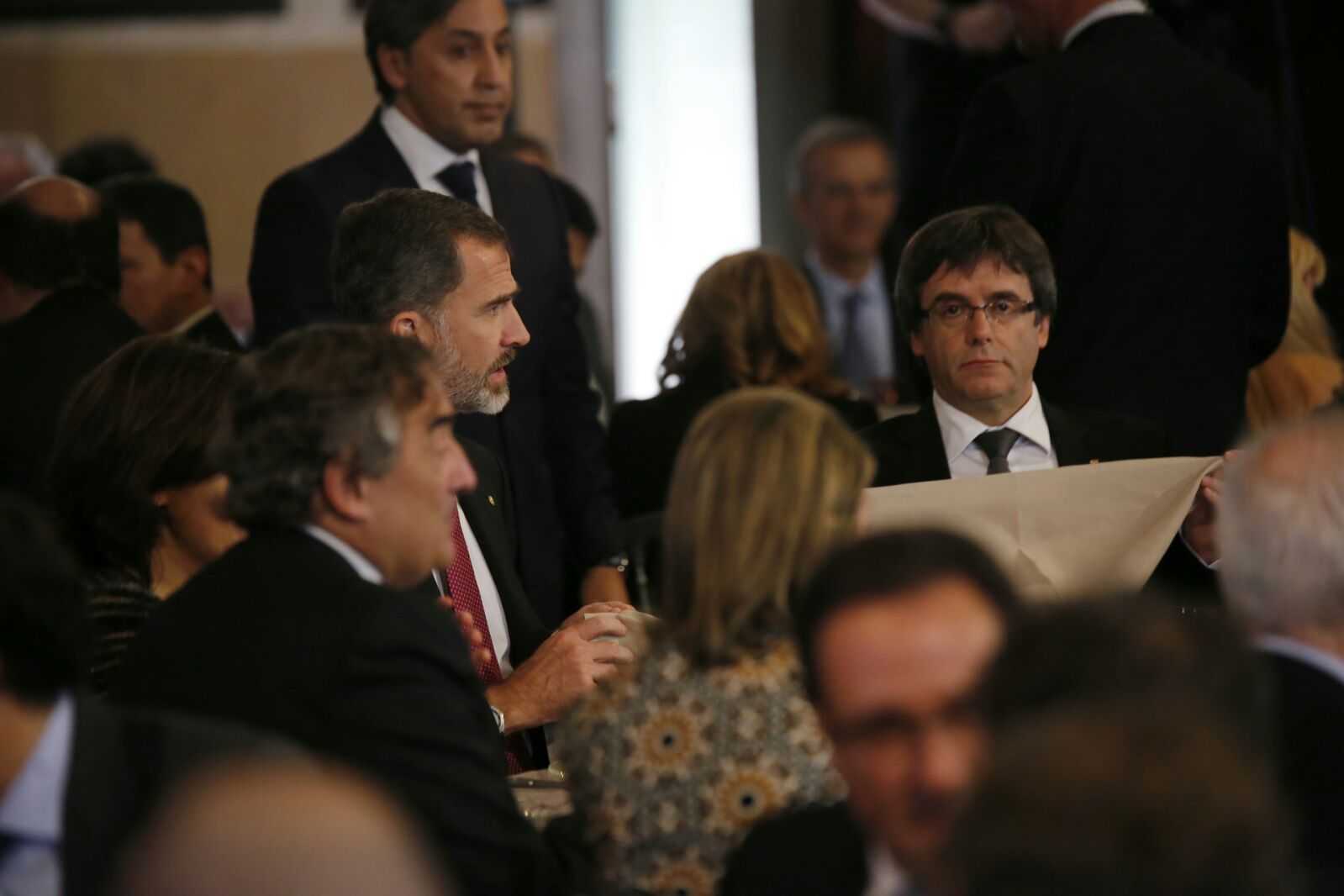 La contundència de Puigdemont indigna la premsa més monàrquica