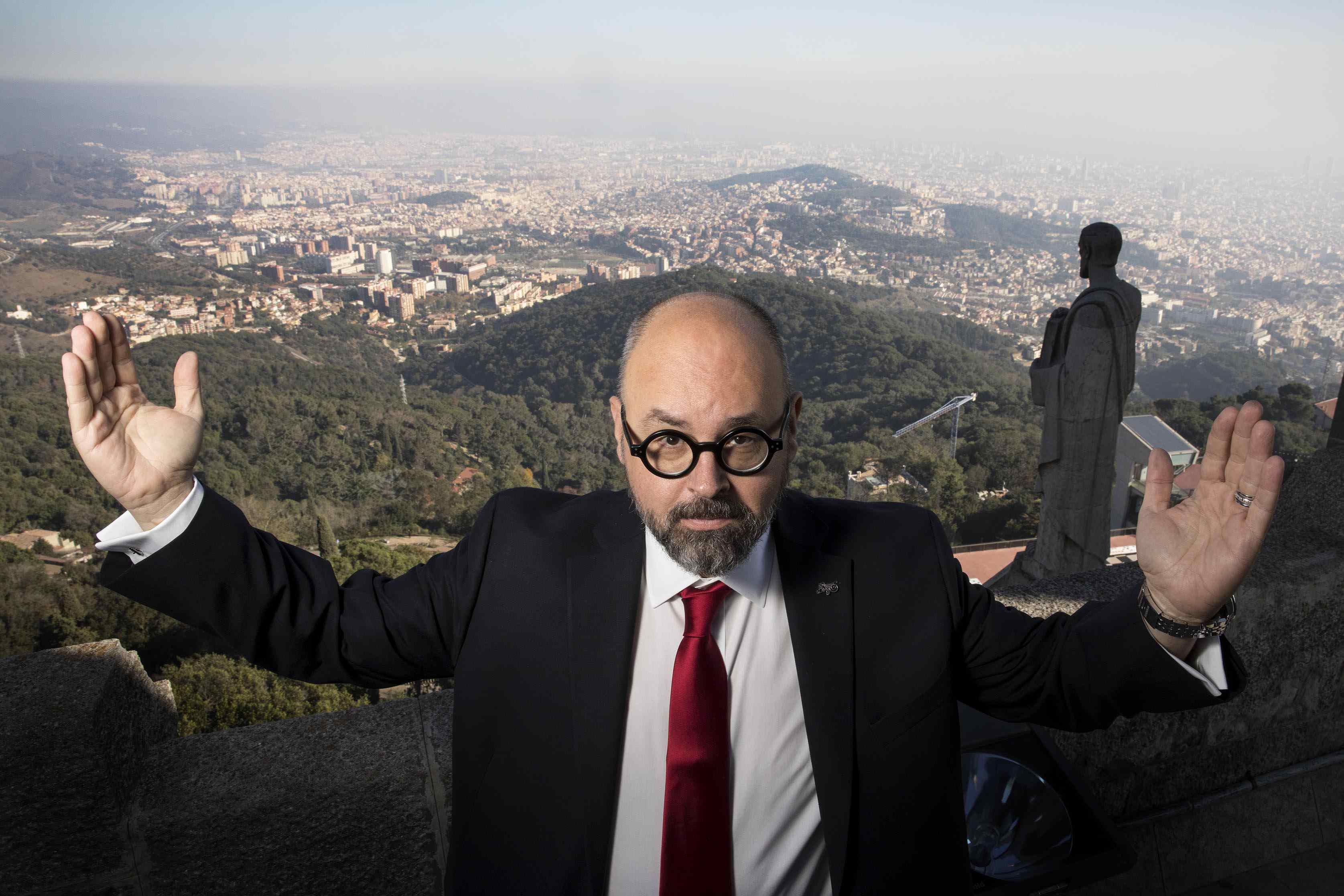 Reconeixement transversal a Zafón: "Ha fet créixer el mapa literari barceloní"