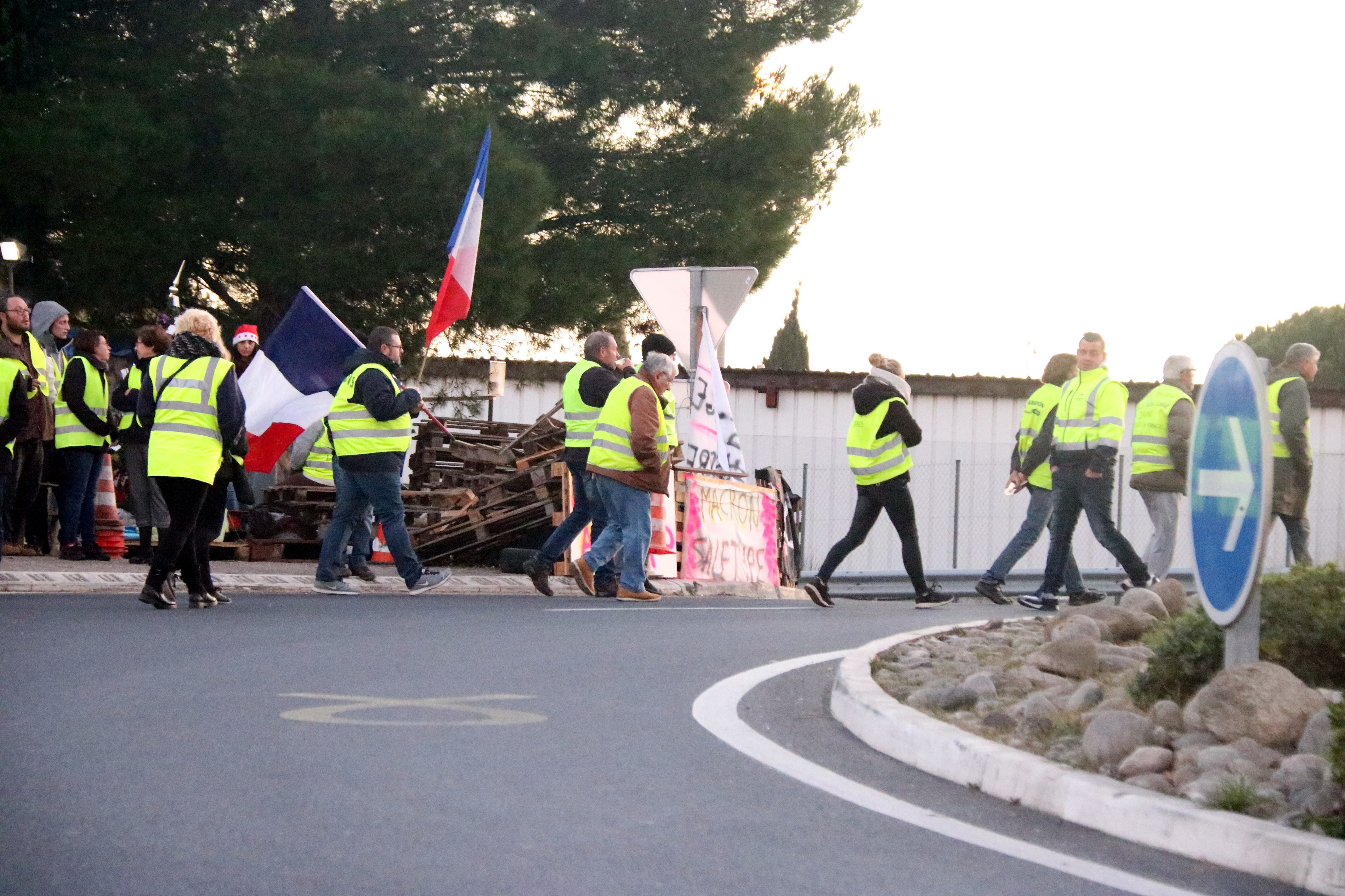 Cuando los 'chalecos amarillos' hablan catalán