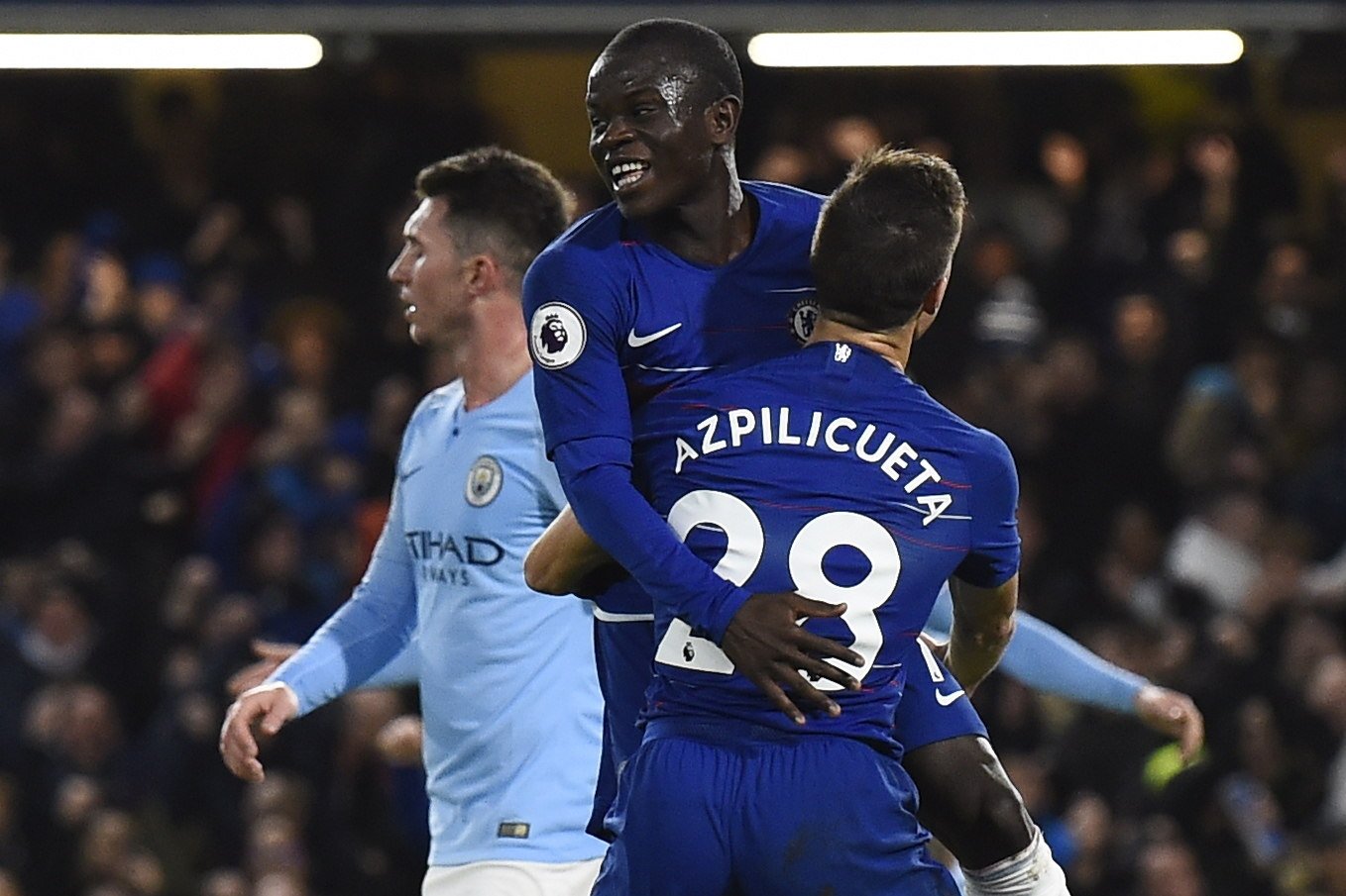 El City de Guardiola pierde la imbatibilidad en Stamford Bridge (2-0)