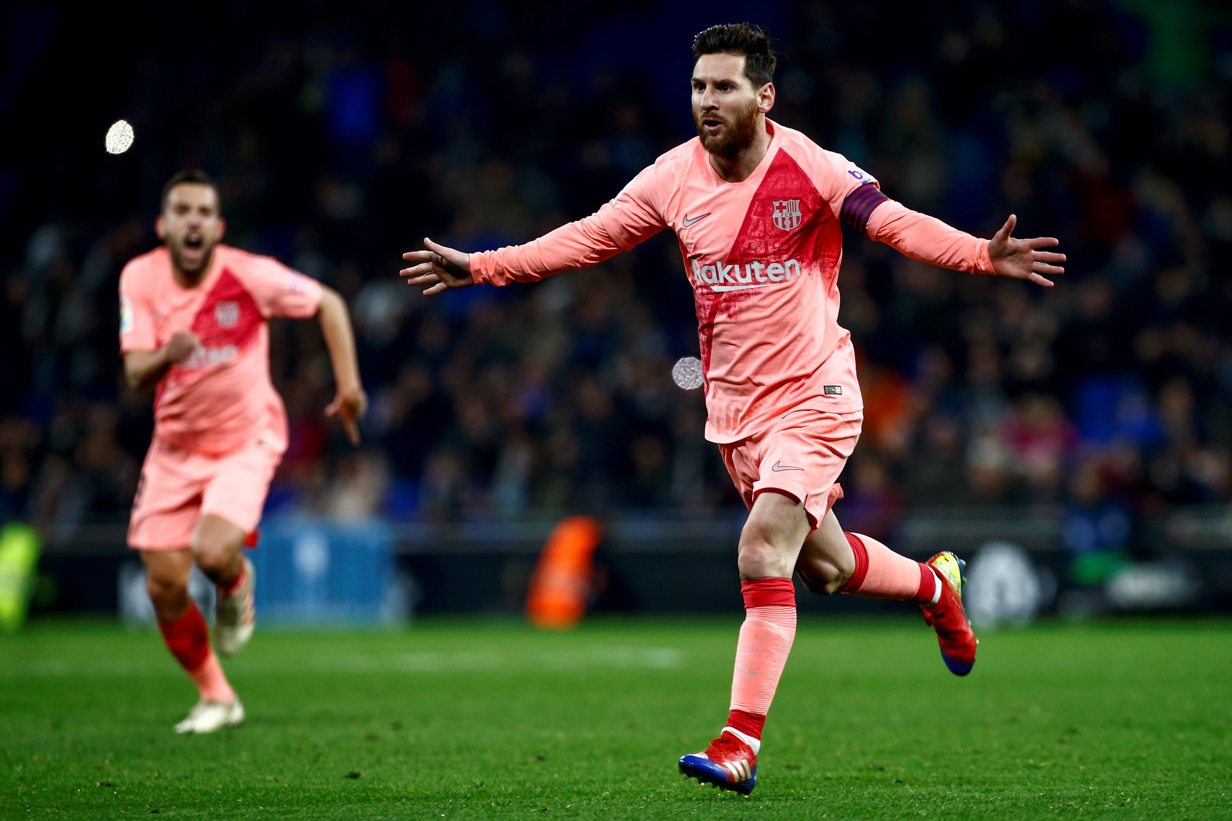 Messi le gana la partida a Cristiano como máximo goleador del 2018