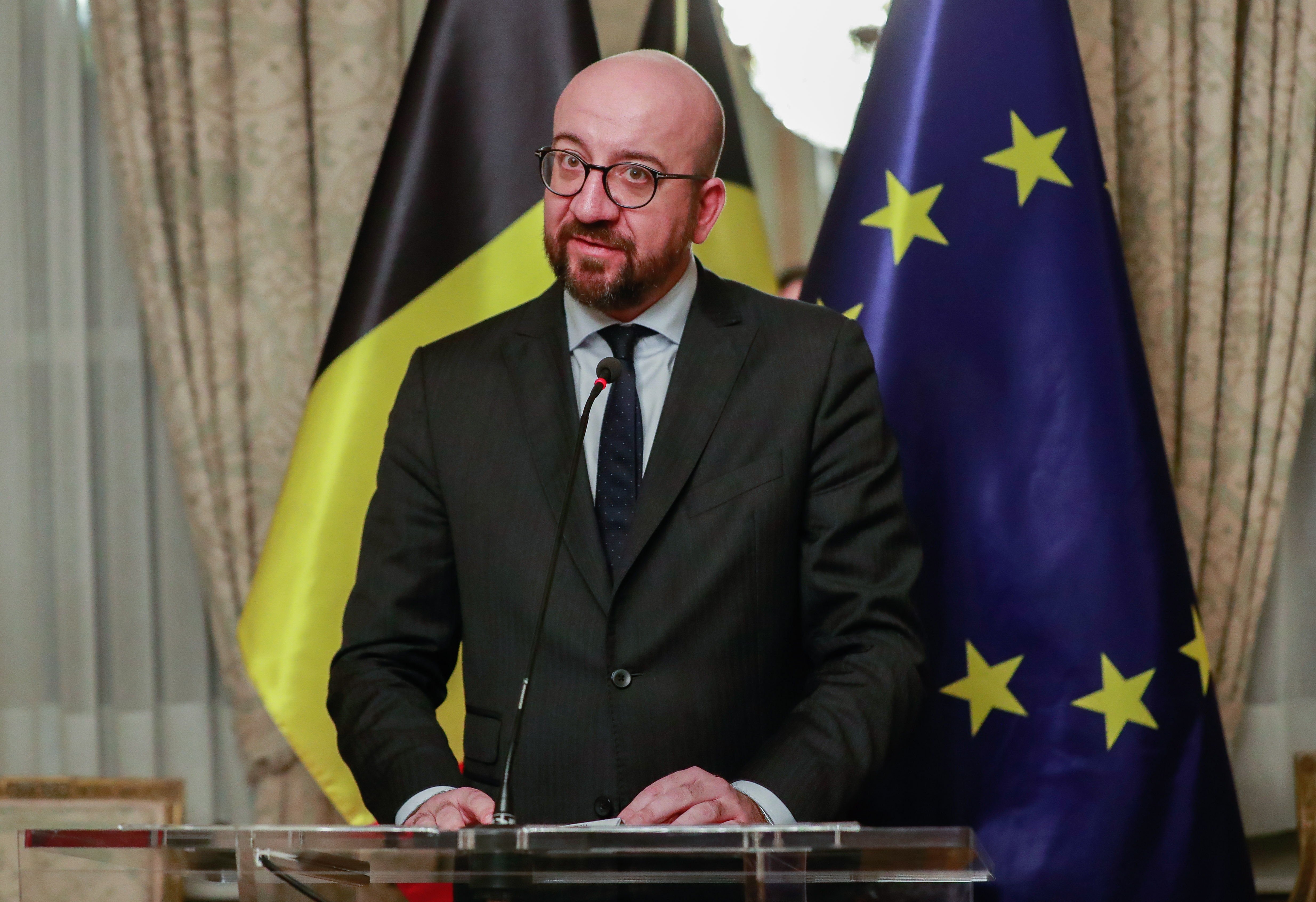 El govern belga trontolla després de la sortida de N-VA pel pacte migratori