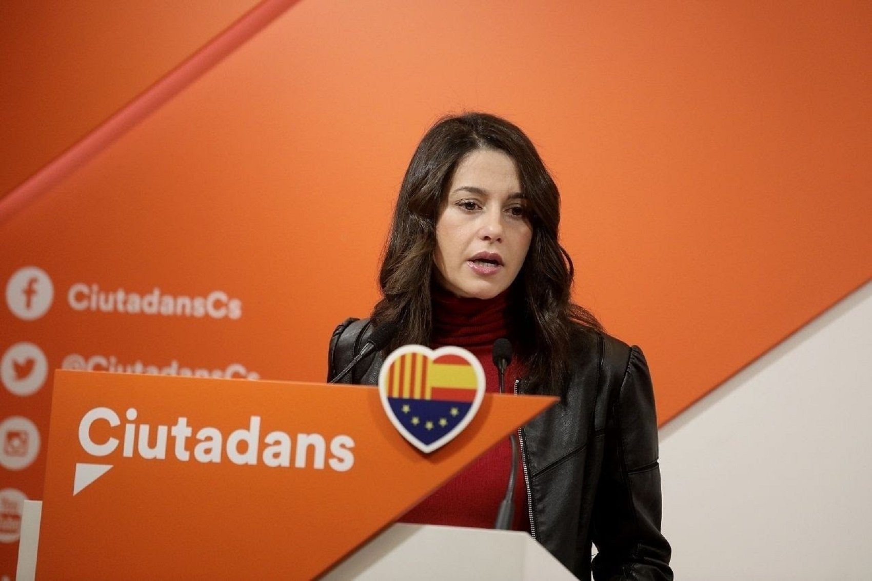 Arrimadas acusa al gobierno español de "blanquear" a Torra