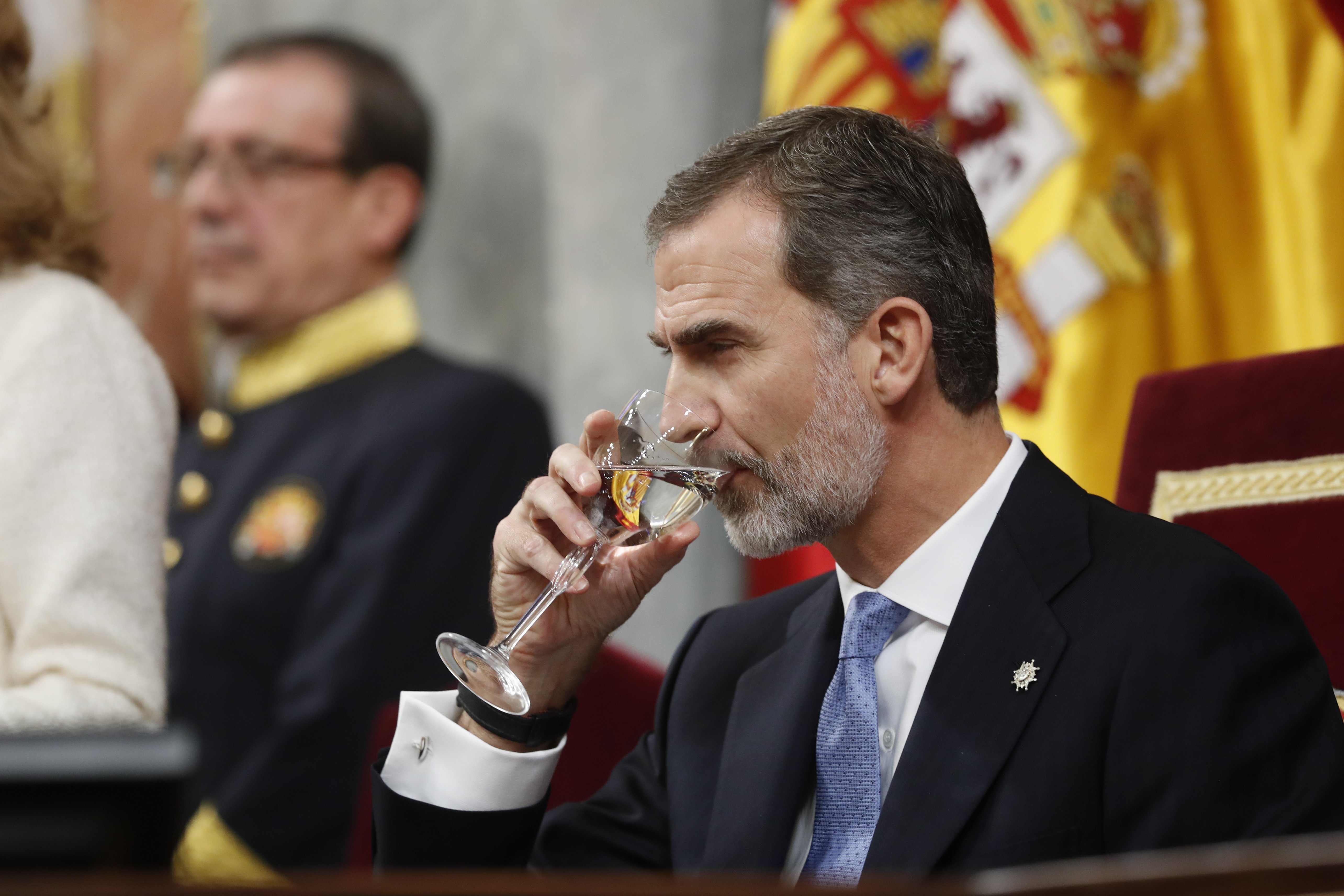 El Rei afirma el seu compromís "com a garant dels valors de la Constitució"