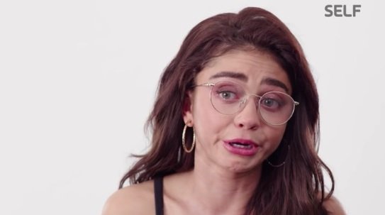 sarah hyland llorando