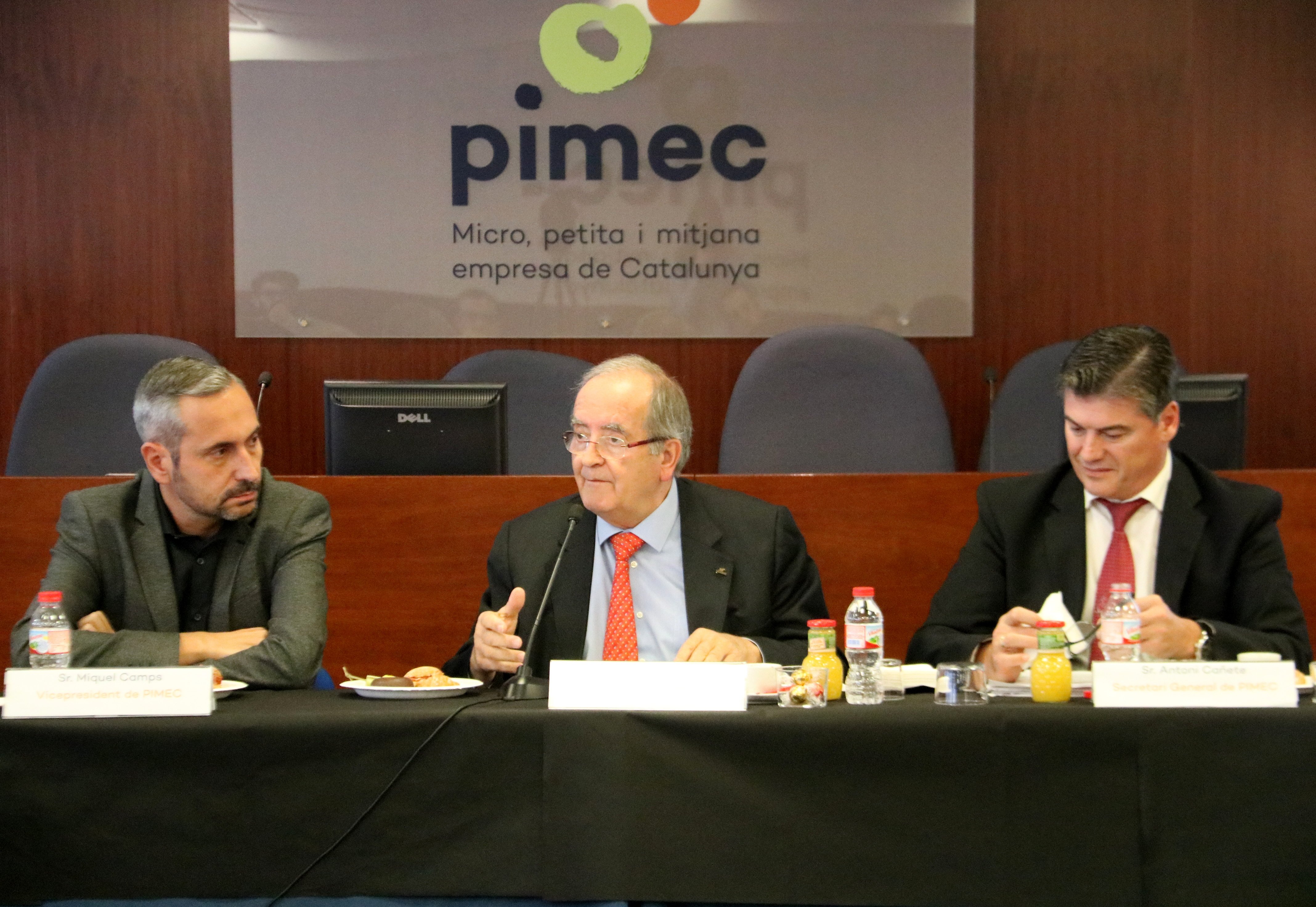 Guerra abierta entre Pimec y Foment del Treball por la representatividad