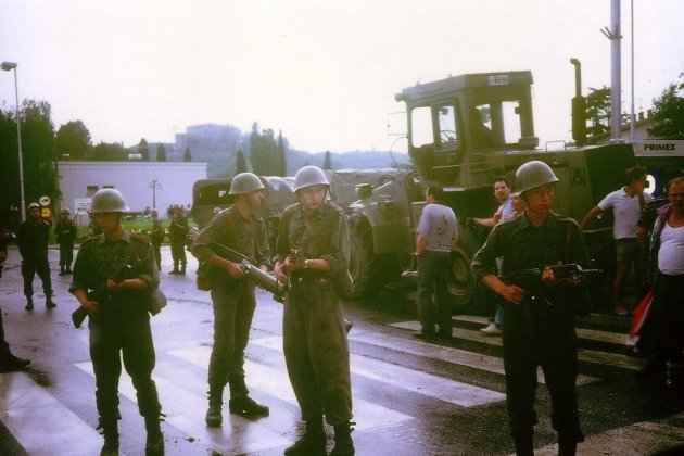 soldats serbis guerra Eslovènia - Peter Božič