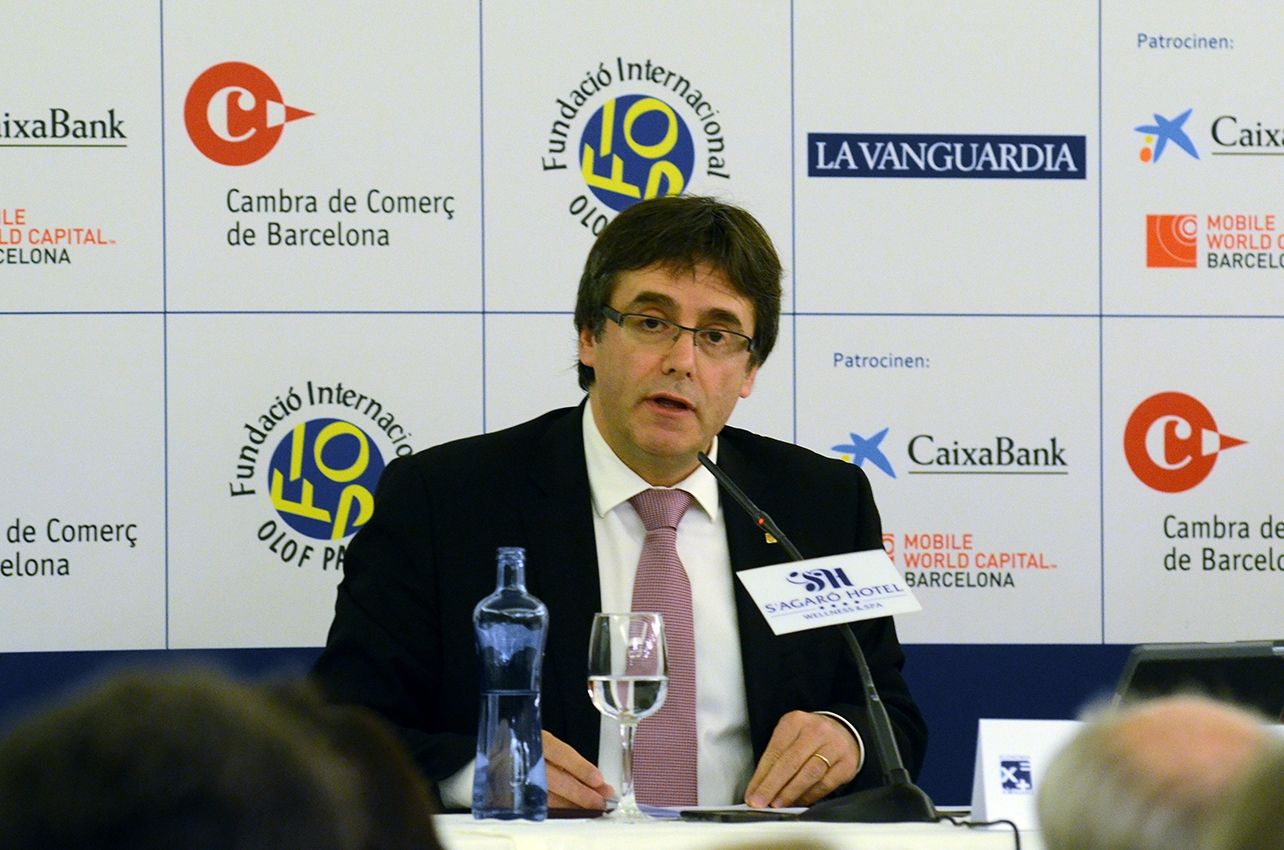 Puigdemont emplaça Rajoy a obrir una negociació "bilateral"