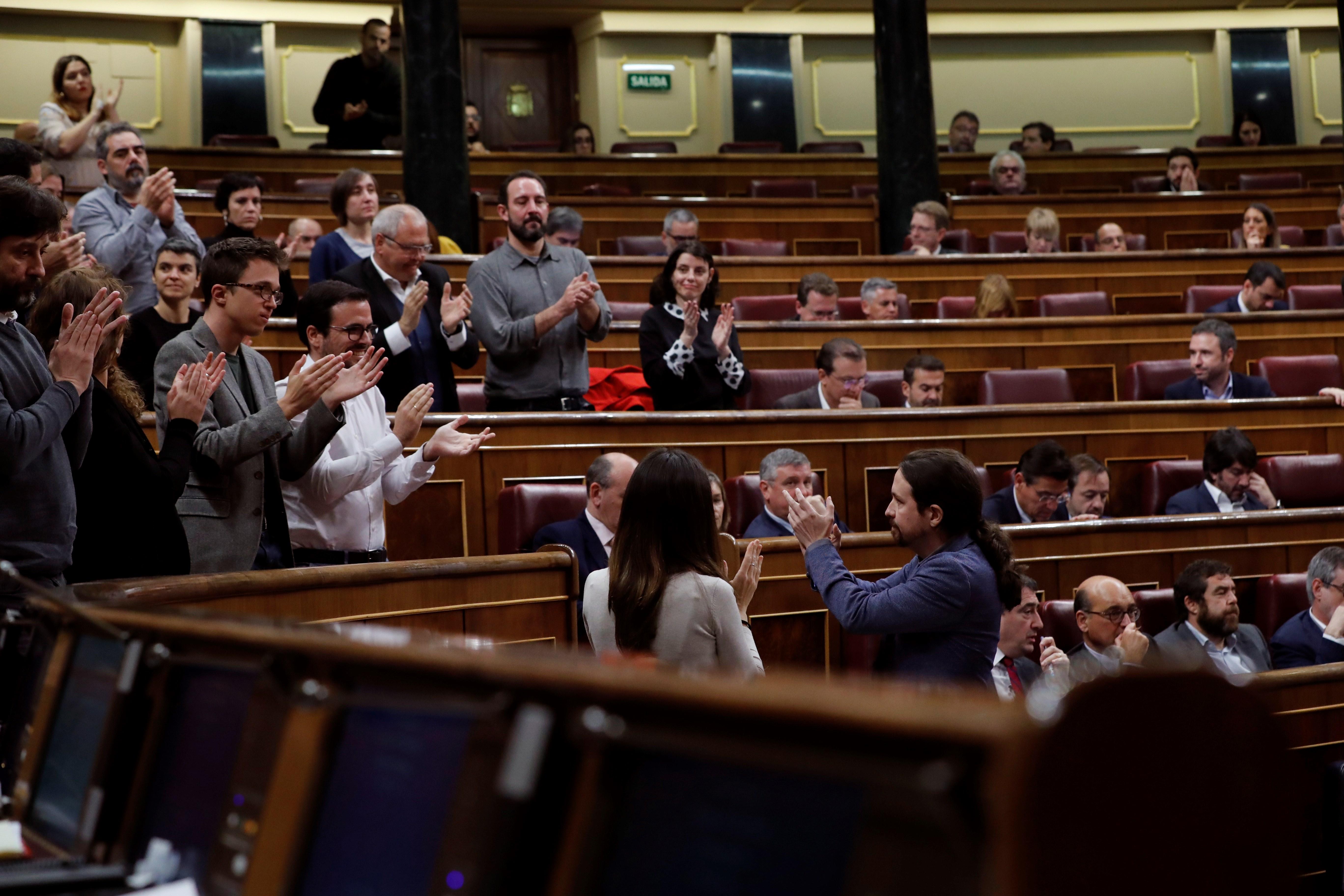 El PSOE y Podemos cierran una Mesa del Congreso sin independentistas