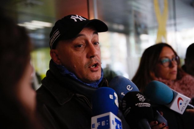 Sindicats Mossos es tanquen a la conselleria d'Interior Sergi Alcàzar