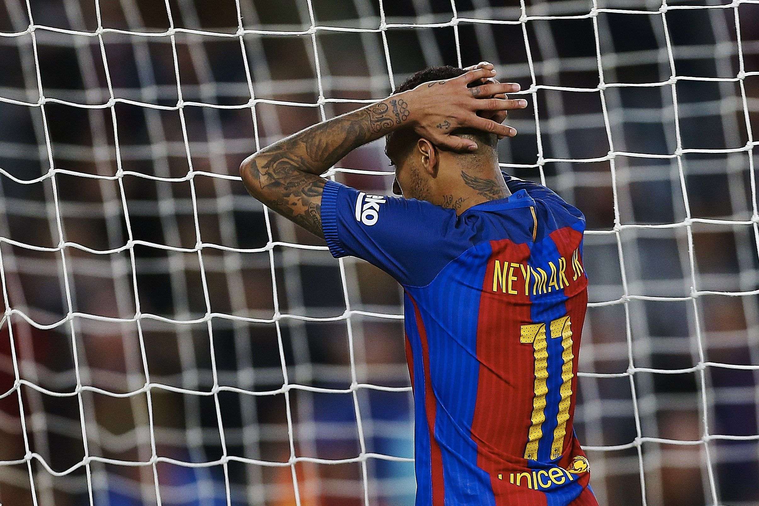 La falta de ideas condena al Barça (0-0)
