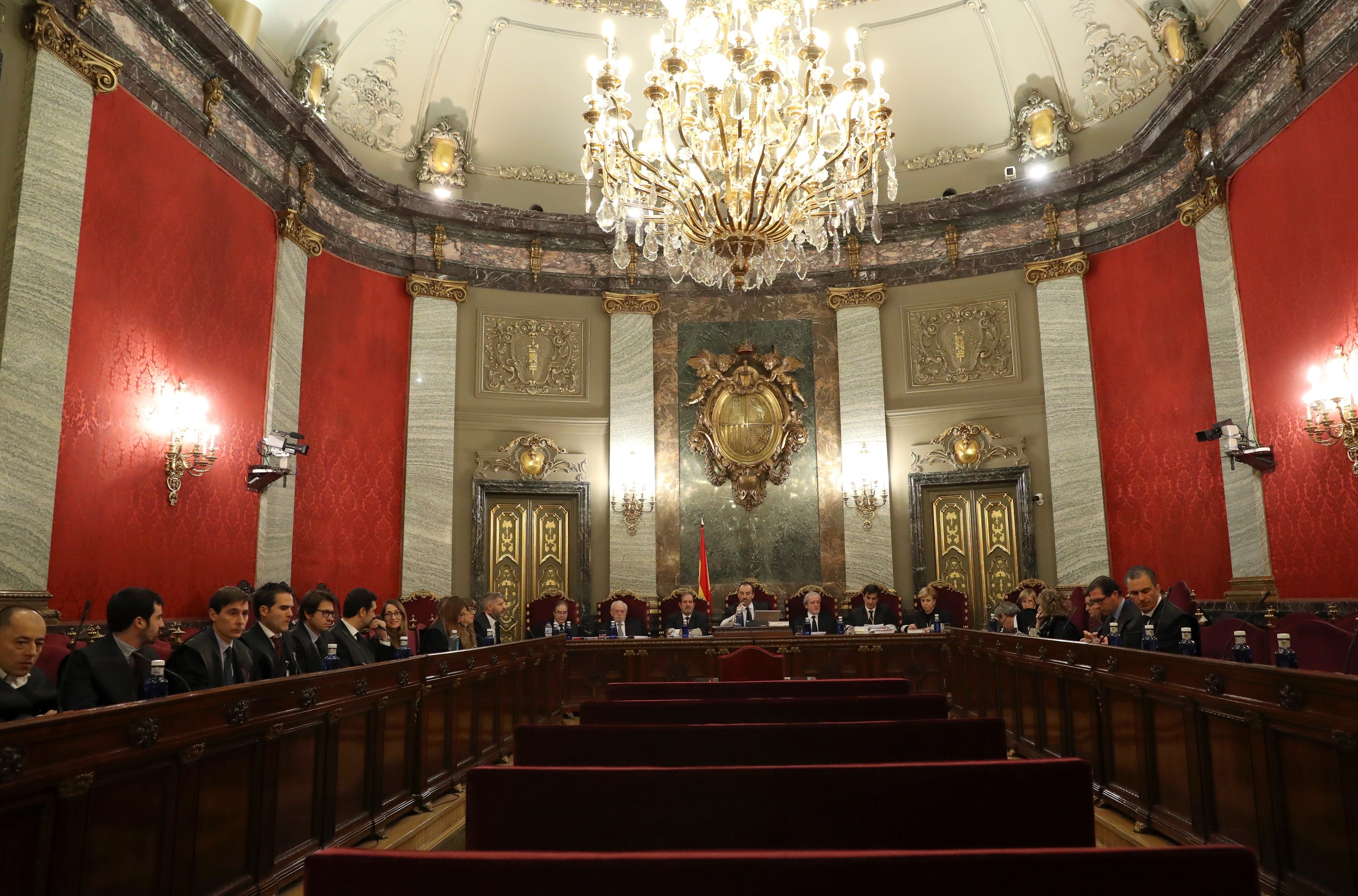 'The Economist' avisa que el judici pot acabar "amb una taca a la democràcia espanyola"