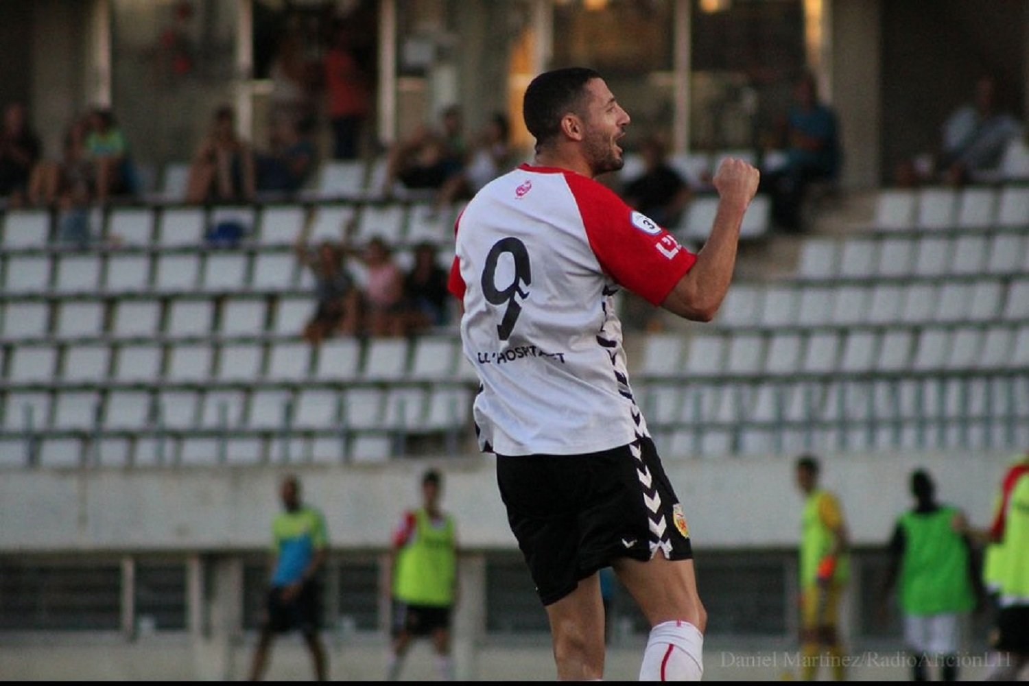 Manuel Salinas, una assegurança de vida per a l'Hospitalet de Xavi Molist