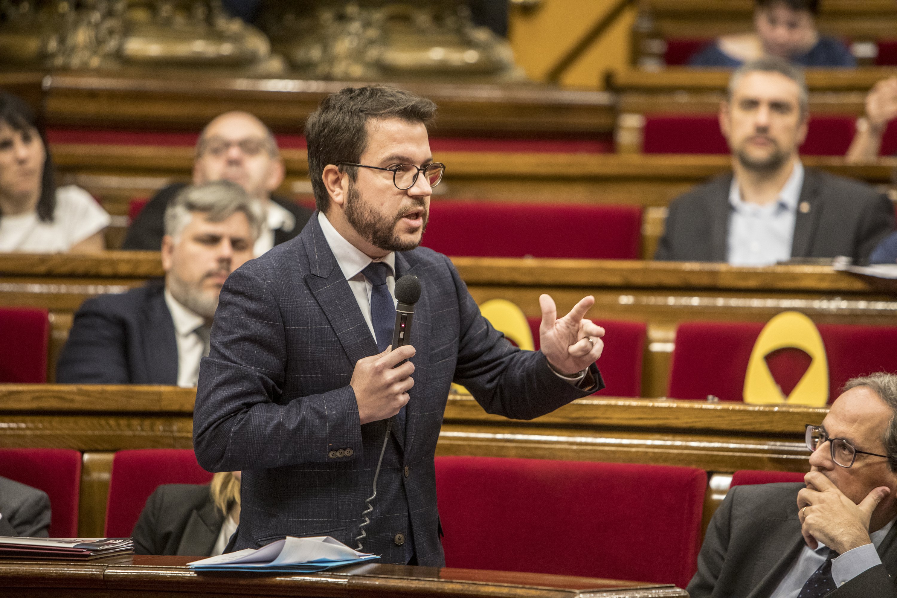 Aragonès pide un gesto de Sánchez con las causas abiertas contra los alcaldes