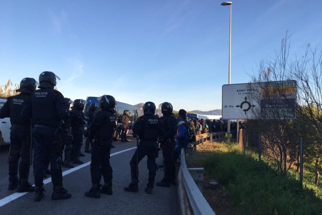bloquegen sortida b 23 el nacional anton rosa