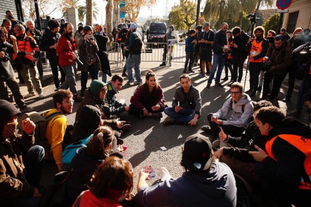 cartes manifestants el nacional sergi alcazar