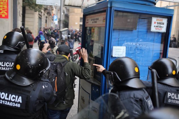 mossos correus el nacional carles palacio 4