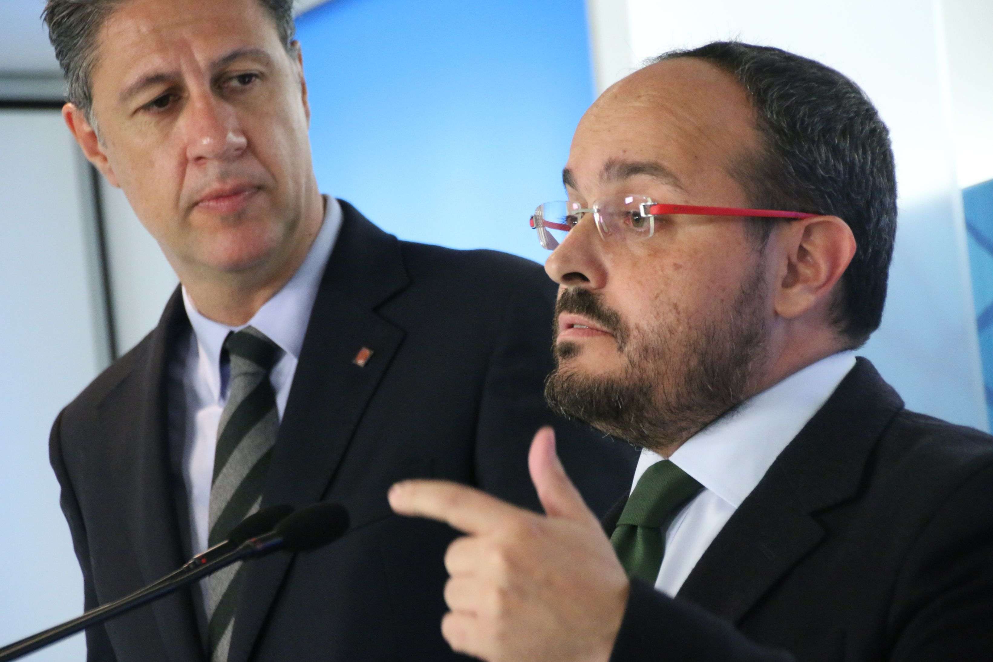 Alejandro Fernández releva a Millo como portavoz del PP