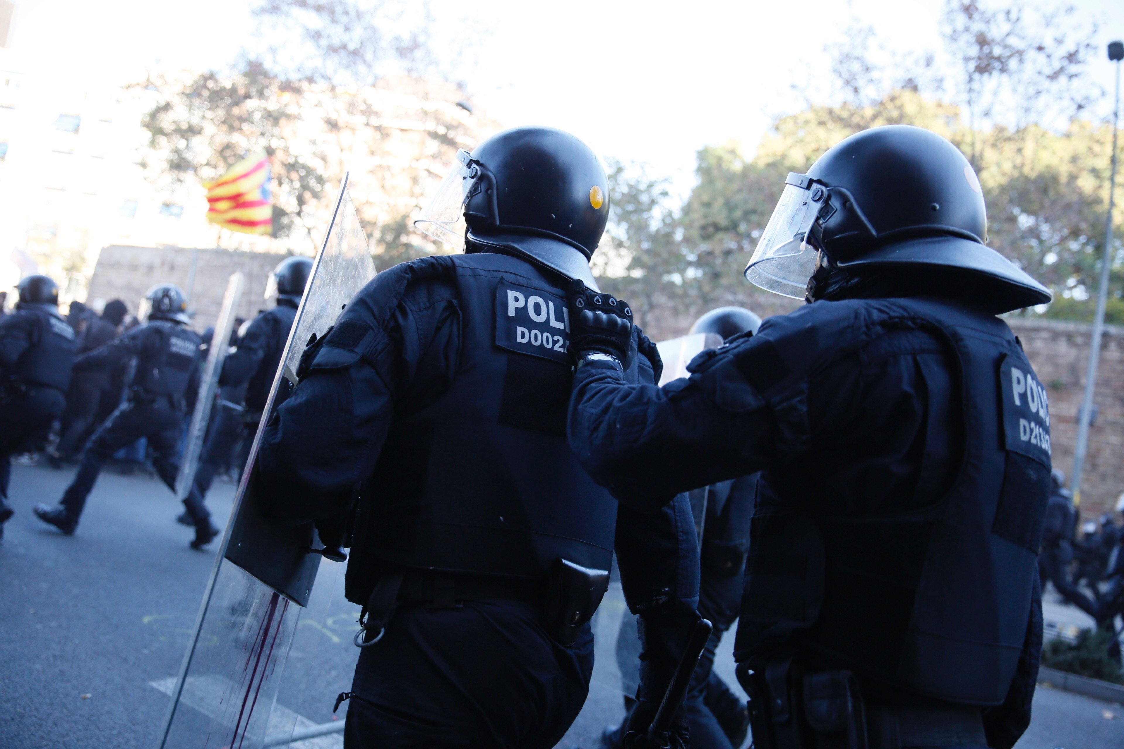 Un exdirigent de CDC hauria fet llistes polítiques de caps dels Mossos