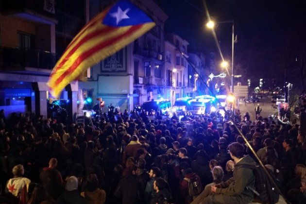 concentració comissaria Vistalegre Girona 21D - @endavant_nord concentració comissaria Vistalegre Girona 21D - @endavant_nord