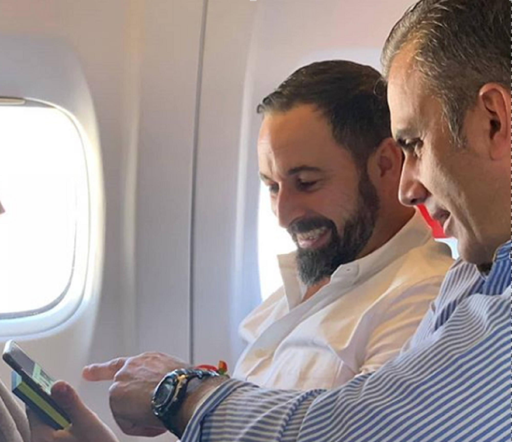 Empieza el flirteo entre el PP y Vox