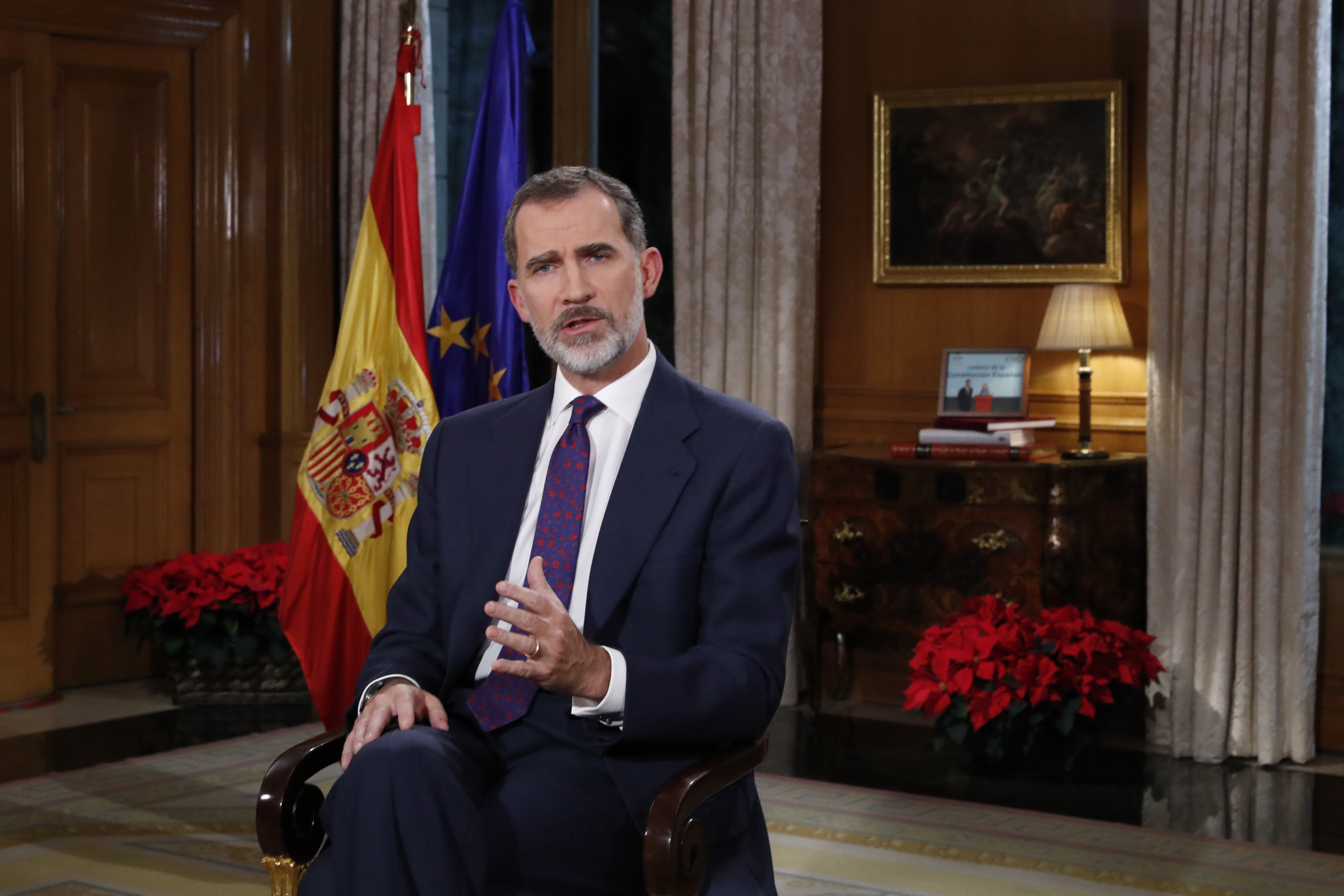 Felipe VI se enroca: alerta sobre la convivencia y llama a "respetar" la Constitución