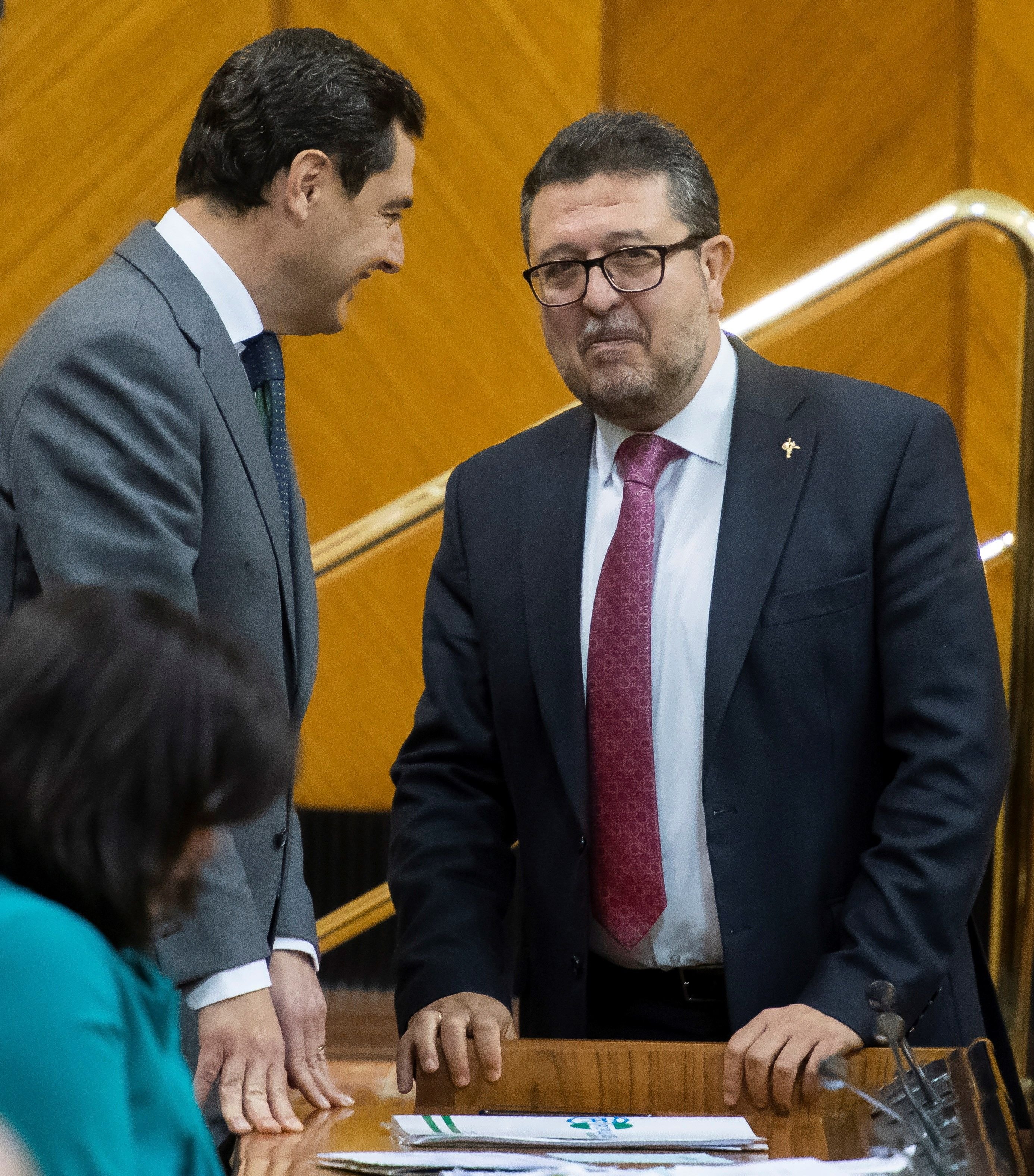 El PP cede ante Vox y ya negocian la investidura en Andalucía