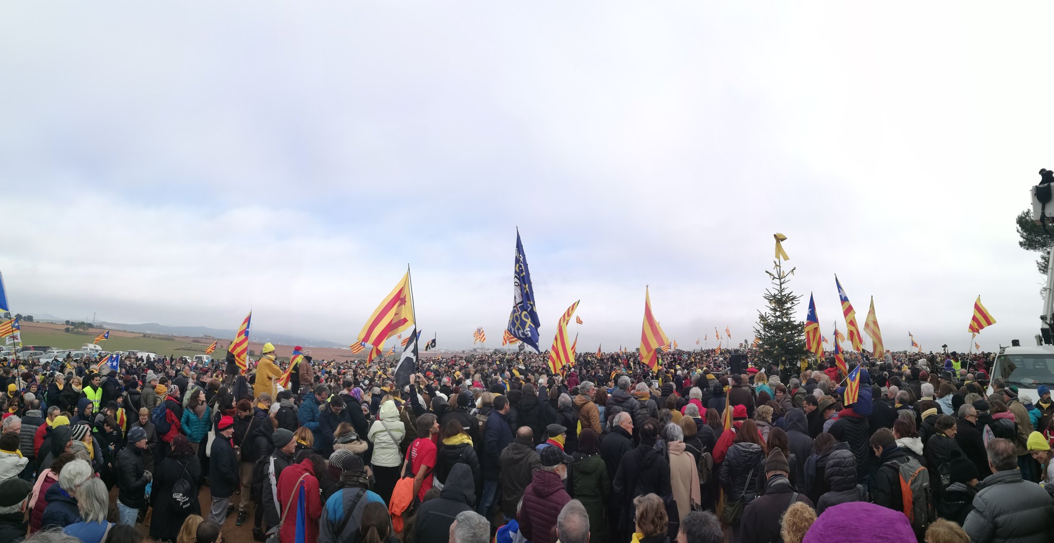 Convoquen una trobada d'autocaravanes a Lledoners abans del trasllat dels presos