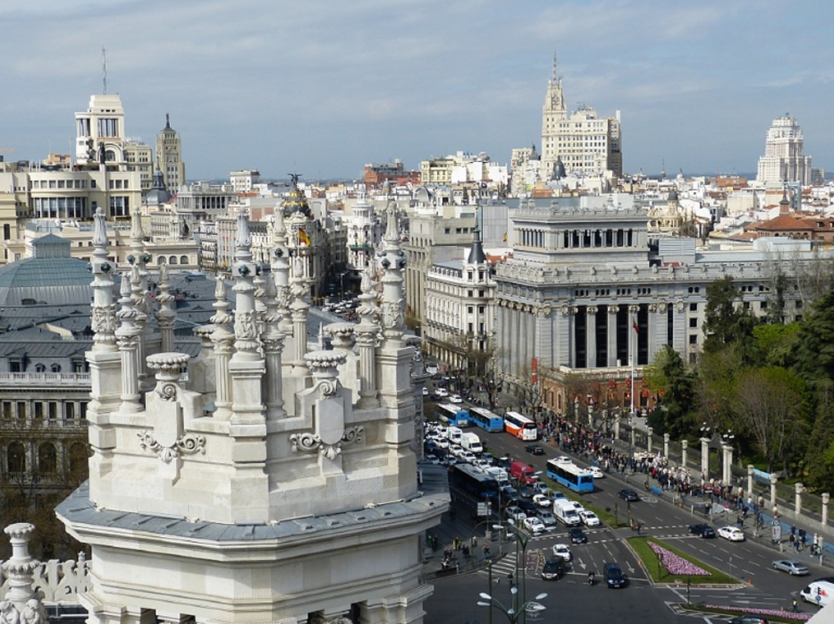 El calvari d'una música catalana amb un llaç groc a Madrid