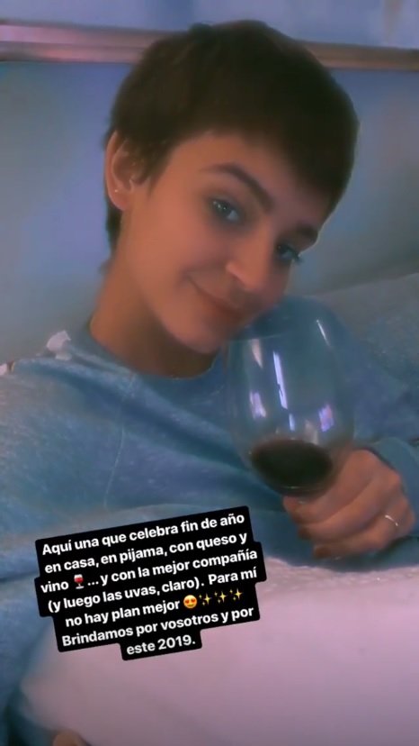 laura escanes pijama fin de año instagram