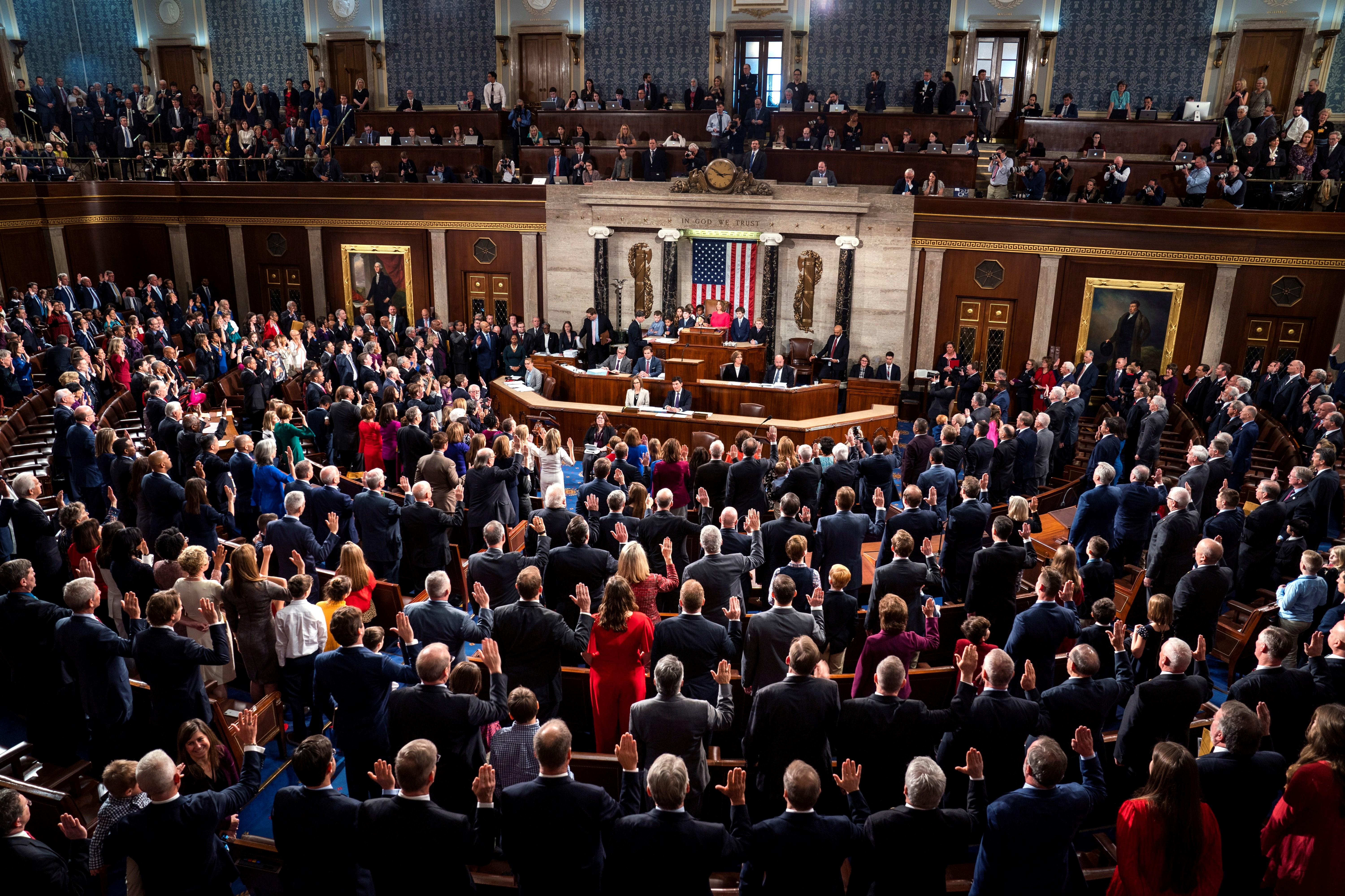 Los demócratas americanos asumen el control de la Cámara de Representantes