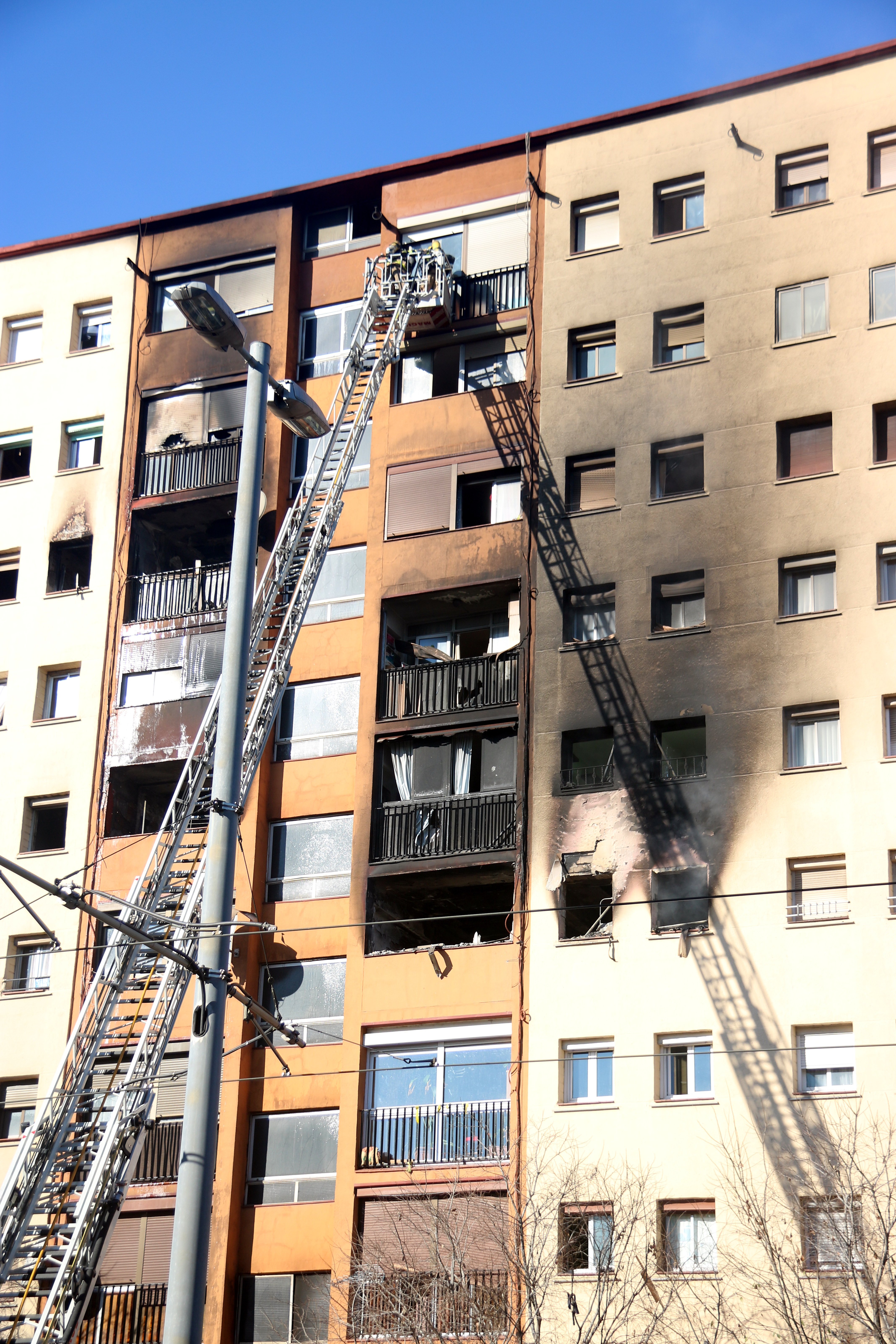 Discrepàncies entre veïns de Badalona i Interior pel temps d'arribada dels bombers