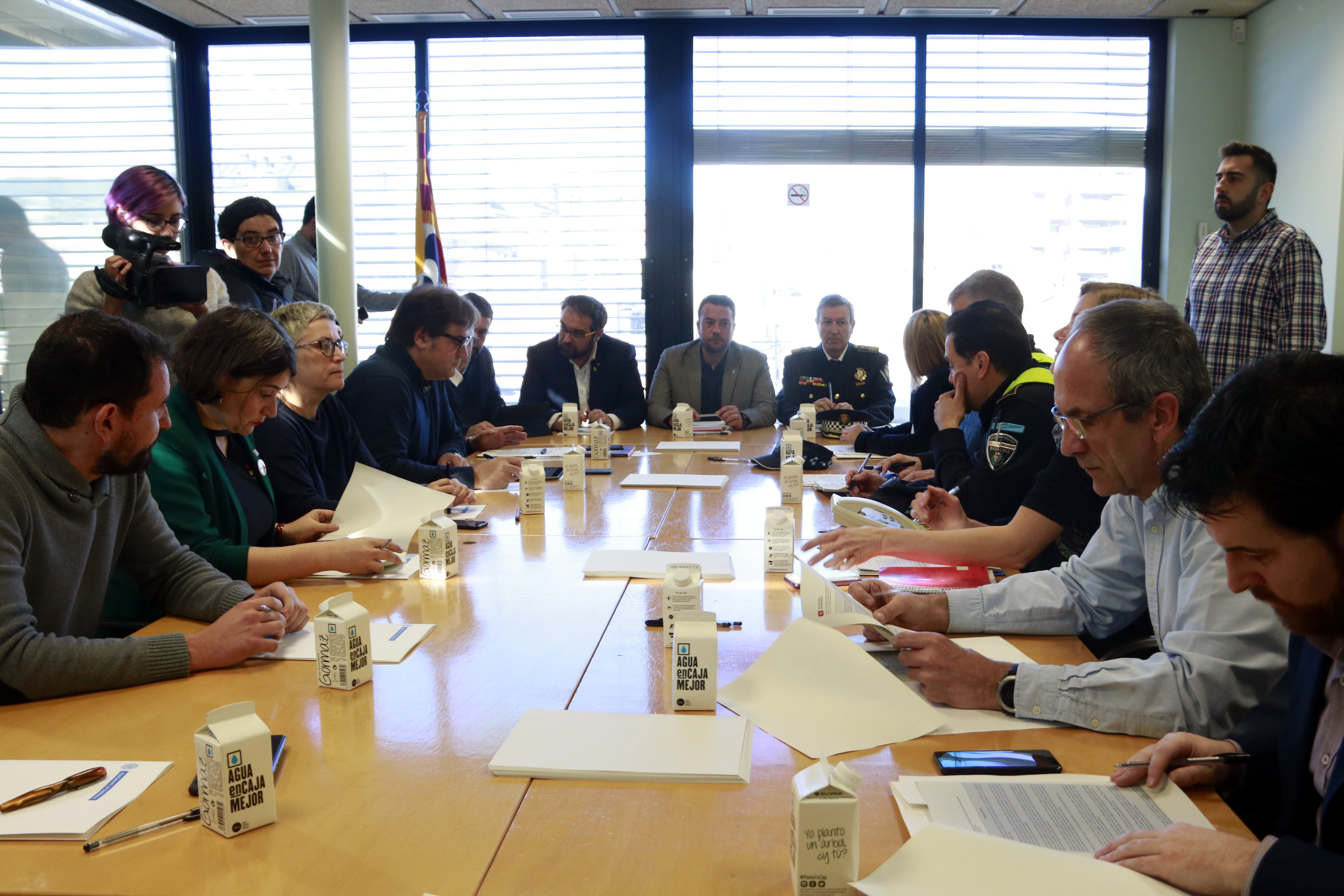 Govern i Badalona crearan un protocol per atendre totes les víctimes de l'incendi