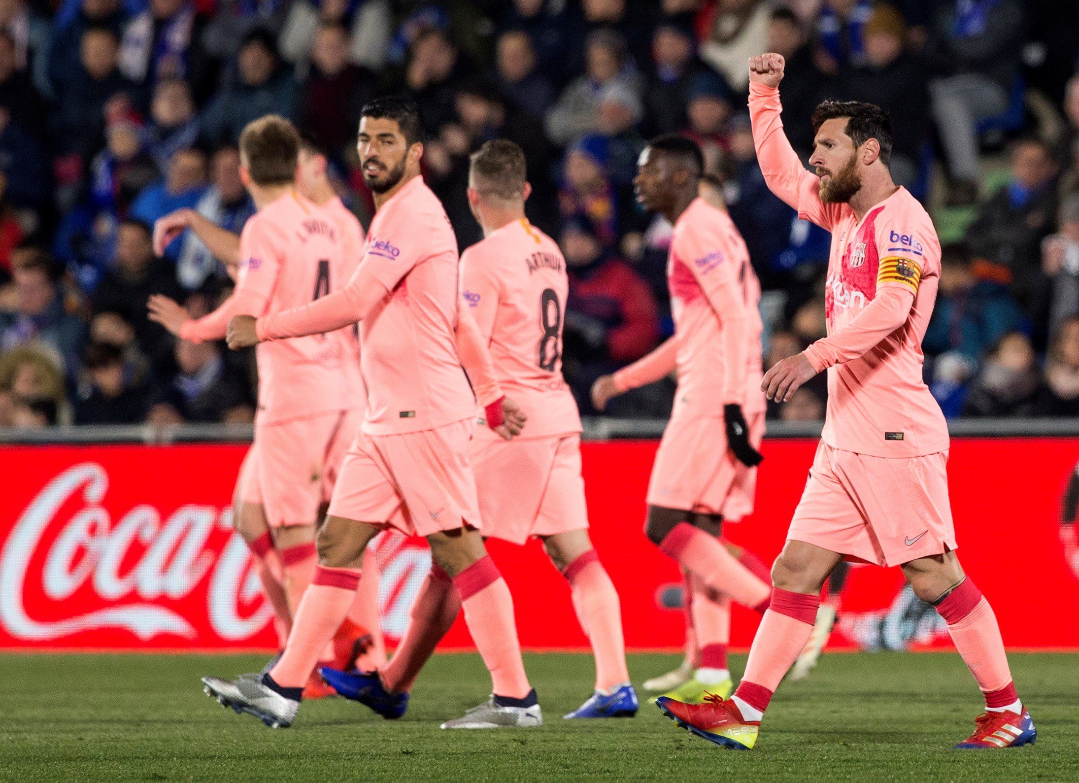 Messi fa màgia a Getafe i demostra que és l'únic rei (1-2)