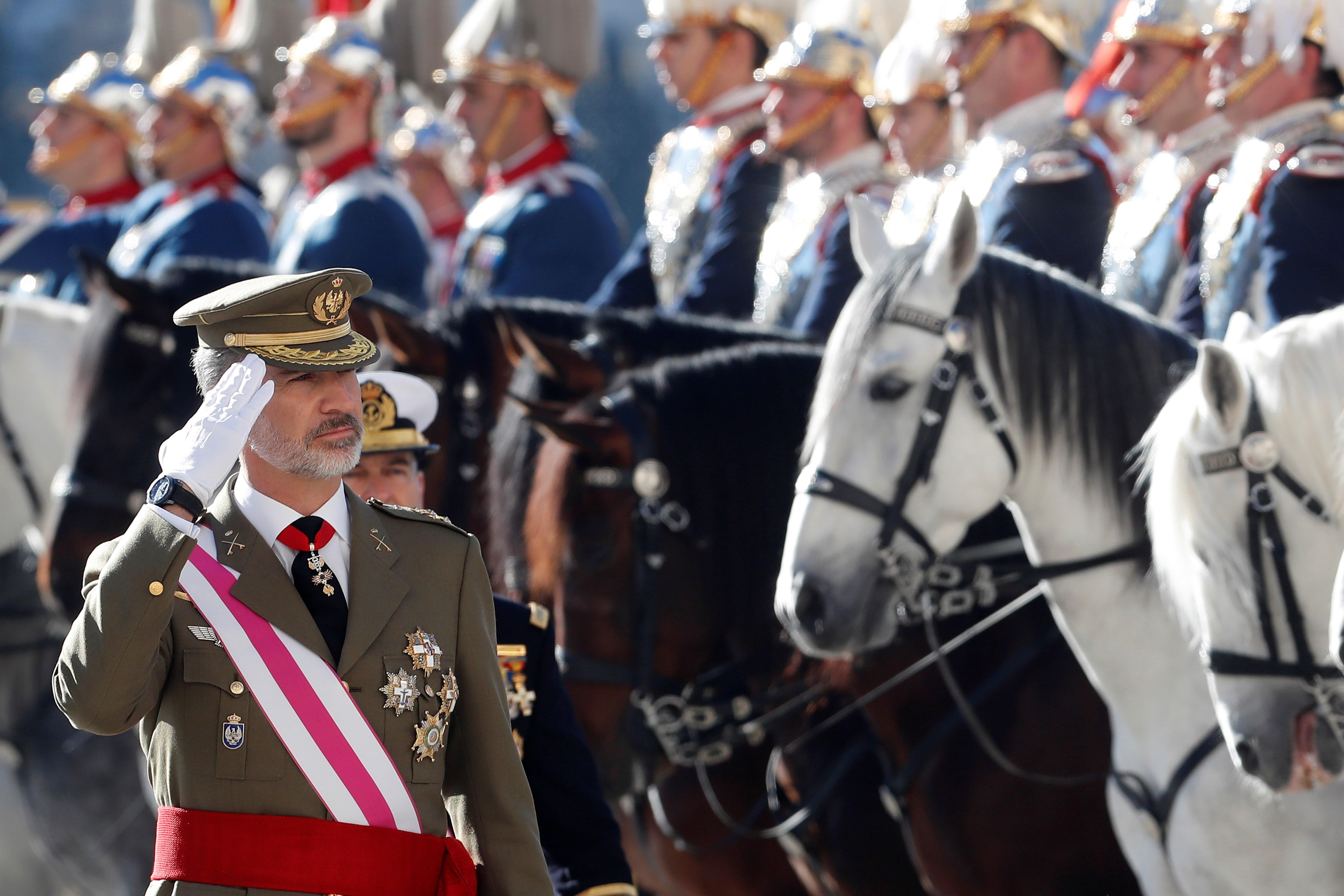 La premsa espanyola s’embolcalla en la ‘rojigualda’ de Felip VI