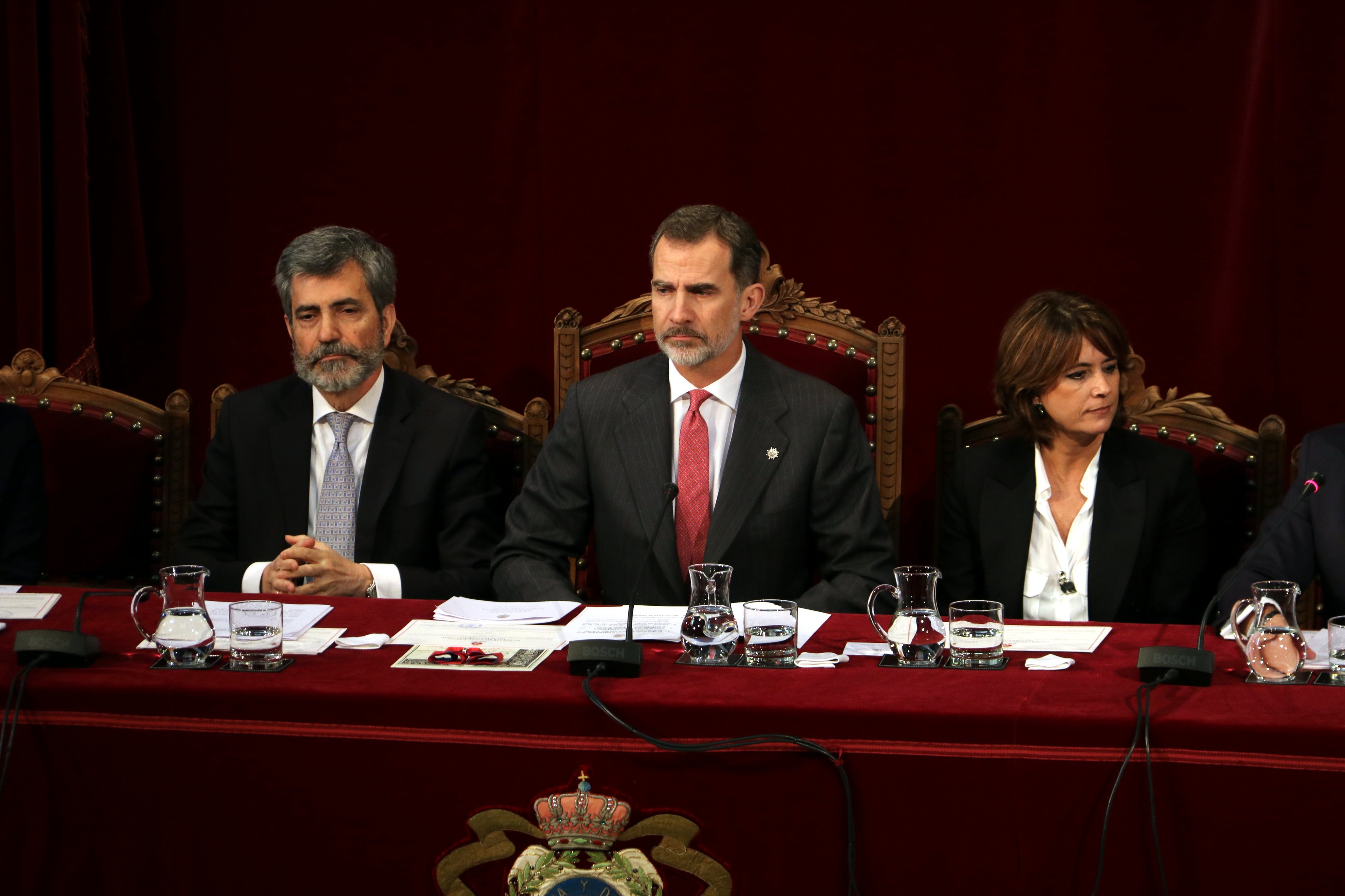 El ministro de Justicia excusa la ausencia del Rey en Barcelona con los jueces