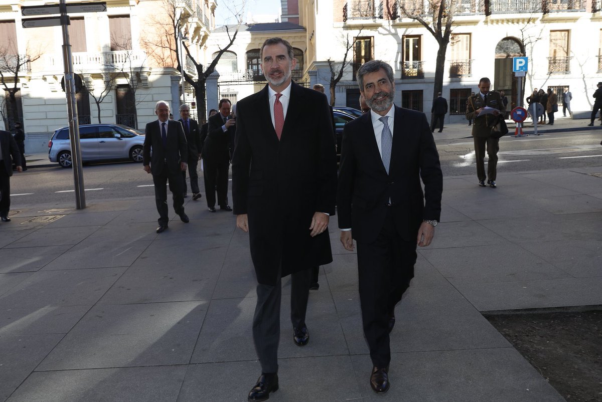 Lesmes insta a los nuevos jueces a defender "el imperio de la ley"