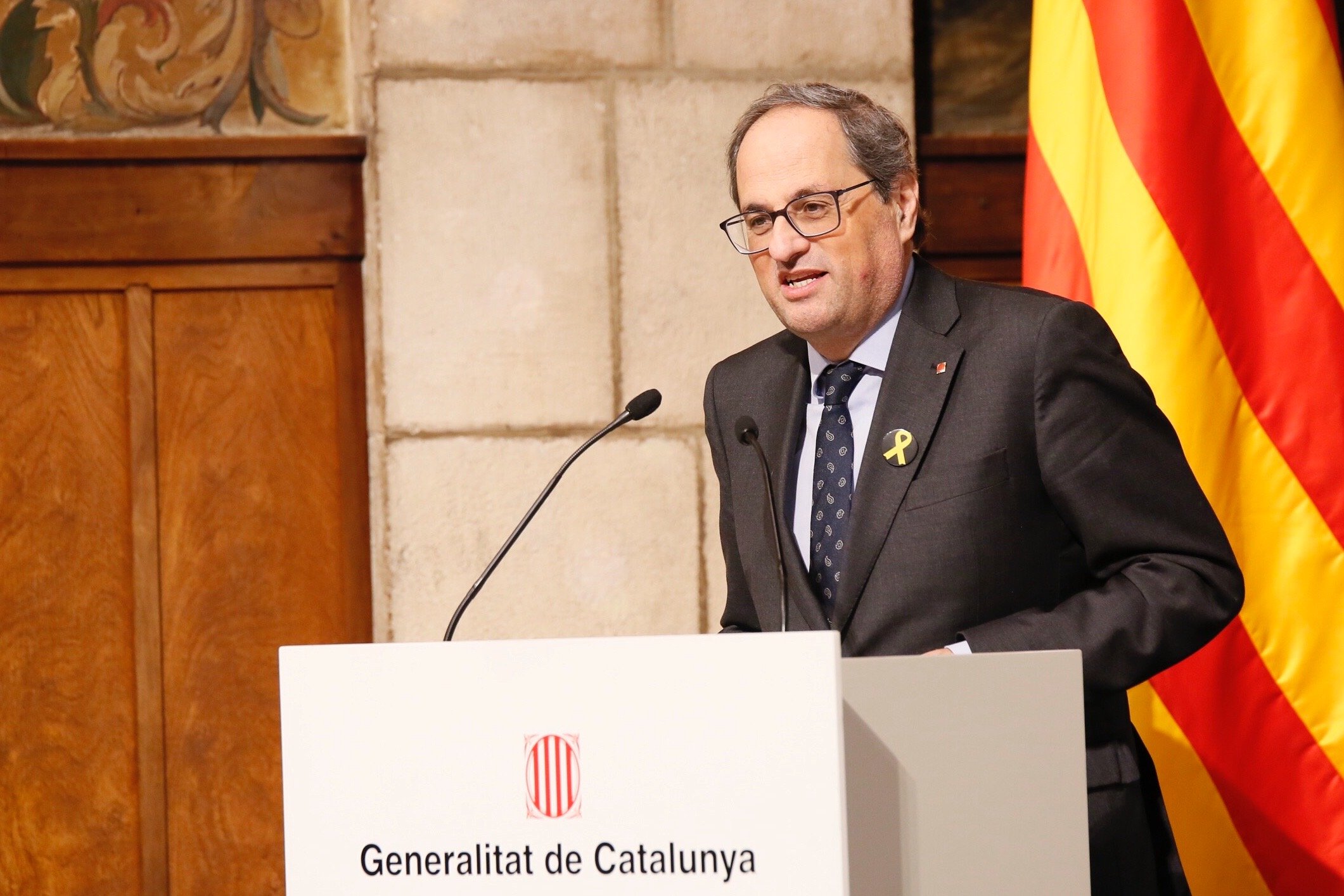 La Generalitat celebra el centenario de las bibliotecas catalanas con un carné único