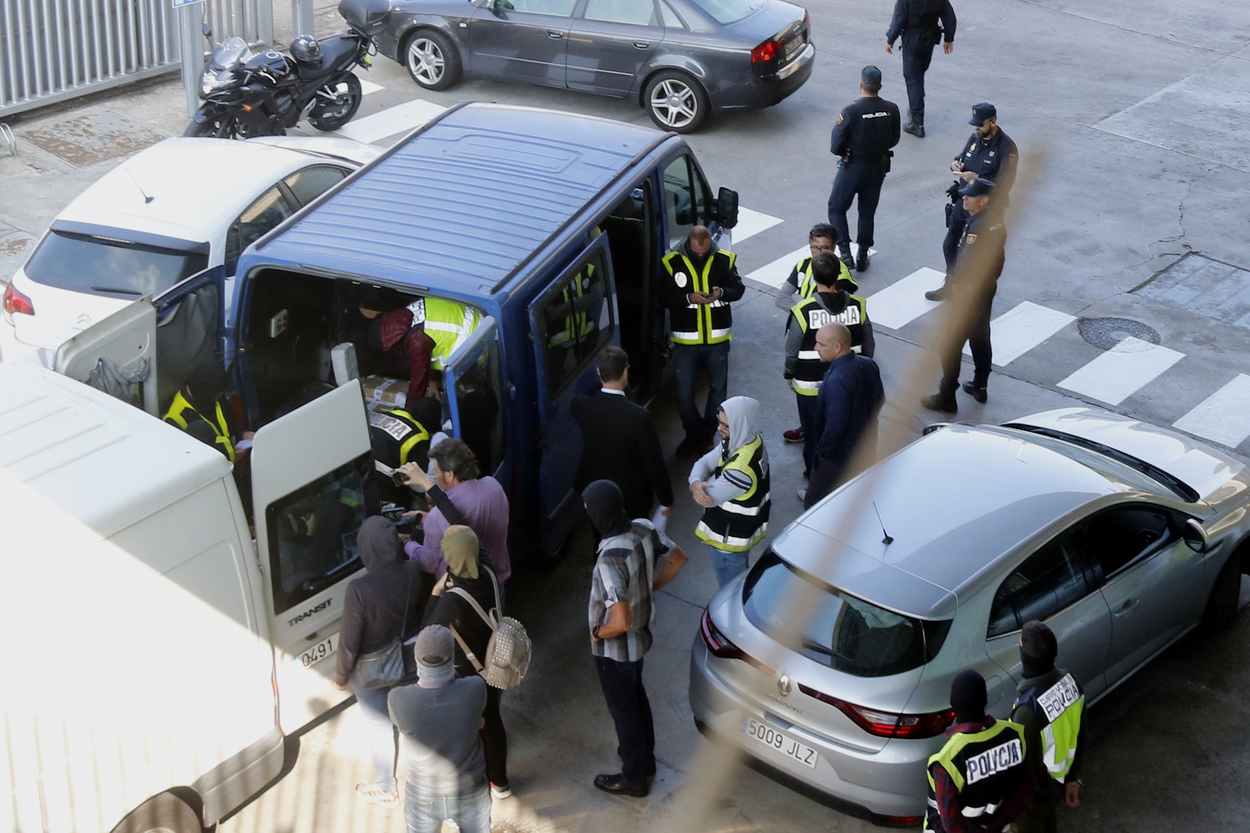 Demanen reobrir el cas contra els Mossos interceptats a la incineradora