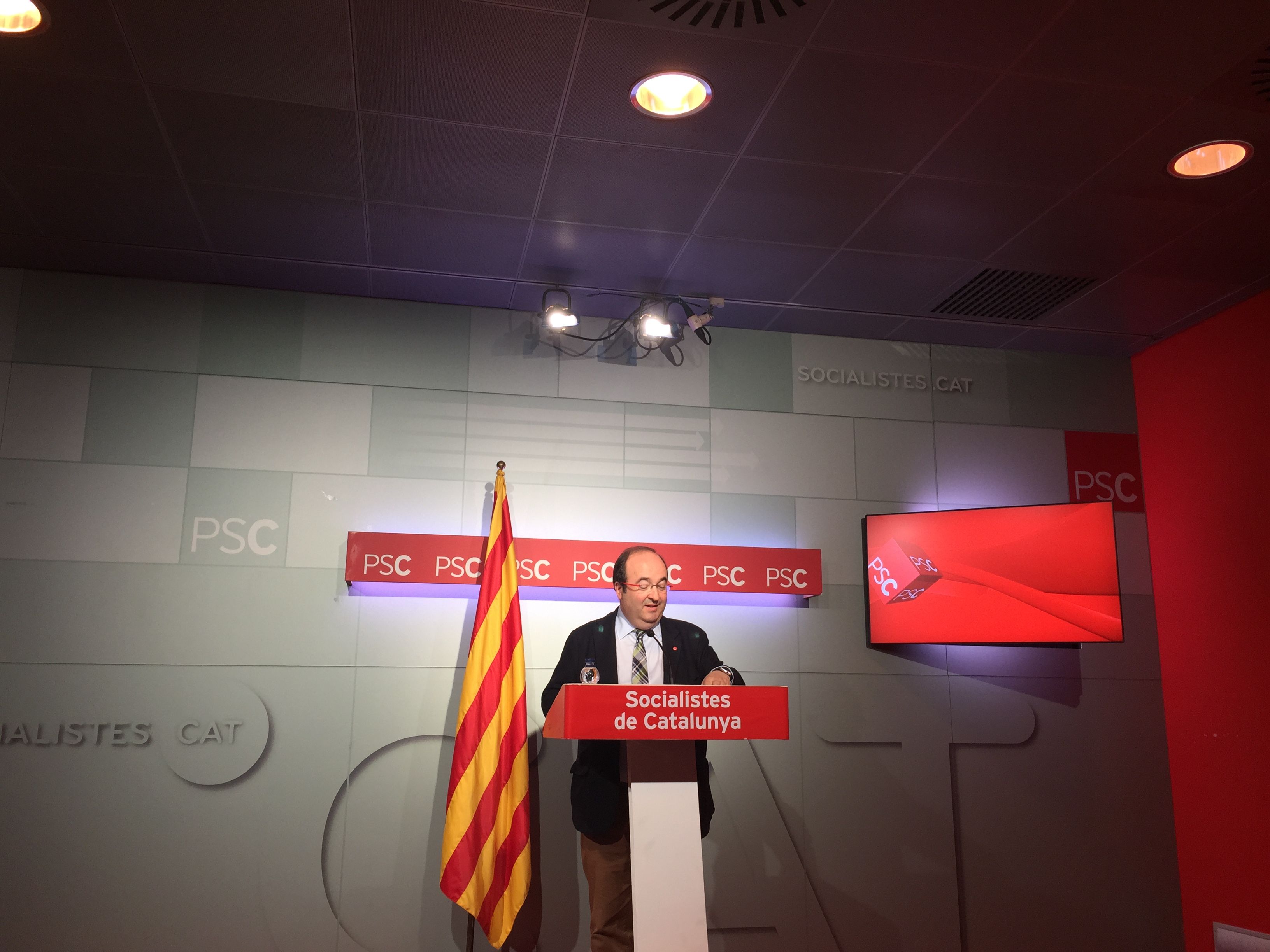 Iceta adverteix: "El referèndum va quedar descartat"