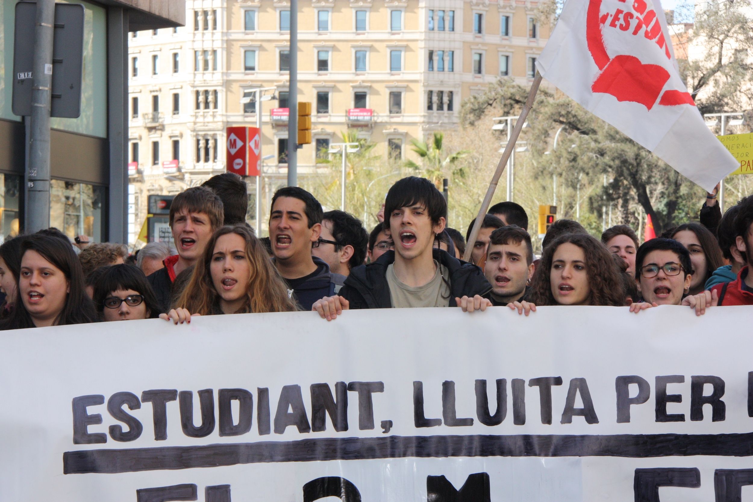 Els estudiants tornen a convocar una vaga contra la LOMCE